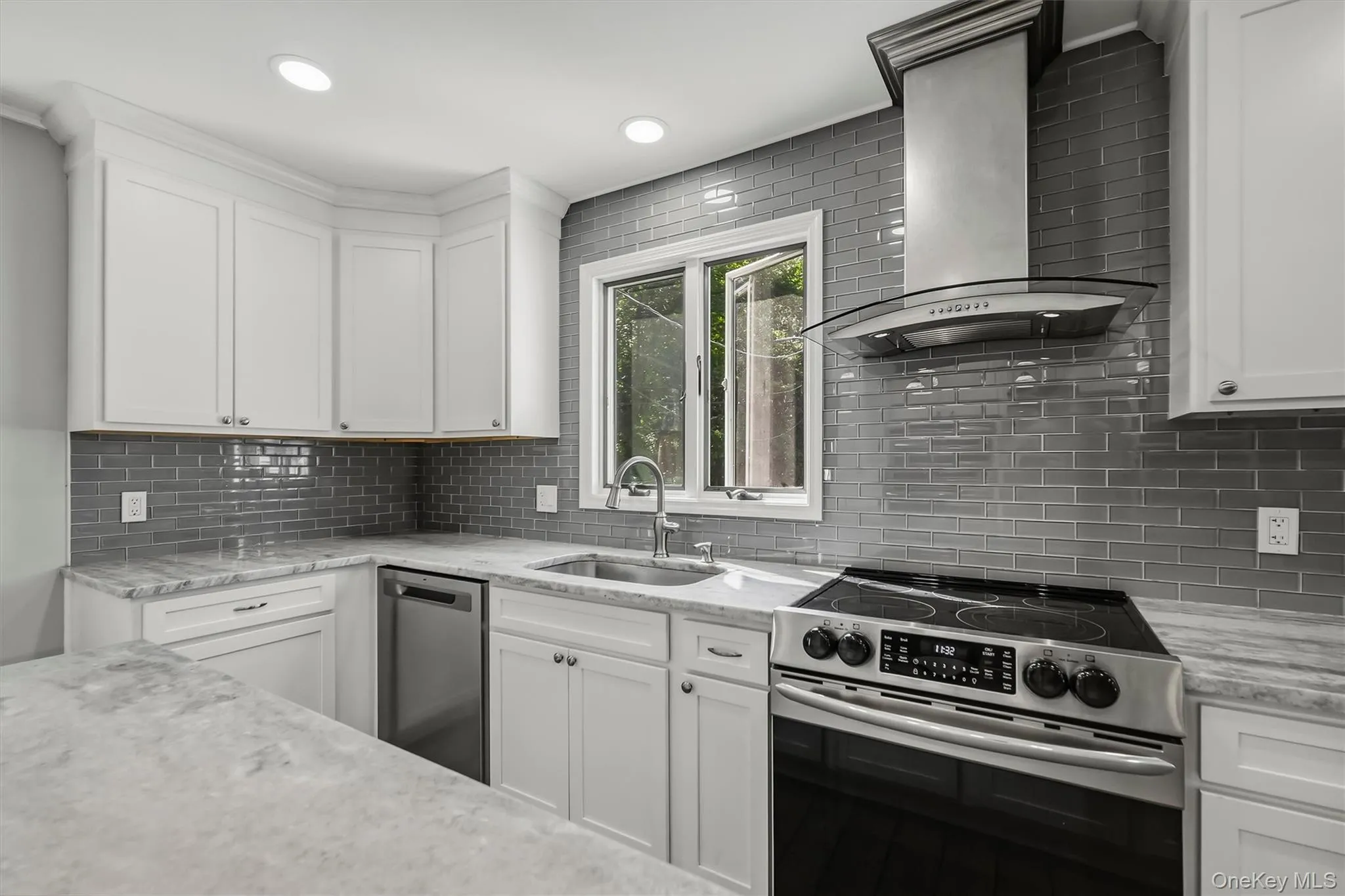 624 Mt View Road, Peekskill, NY, 3 Bedrooms Bedrooms, 12 Rooms Rooms,3 BathroomsBathrooms,Residential,For Rent,Mt View,0,1050800 624 Mt View Road, Peekskill, NY, 3 Bedrooms Bedrooms, 12 Rooms Rooms,3 BathroomsBathrooms,Residential,For Rent,Mt View,0,1050800