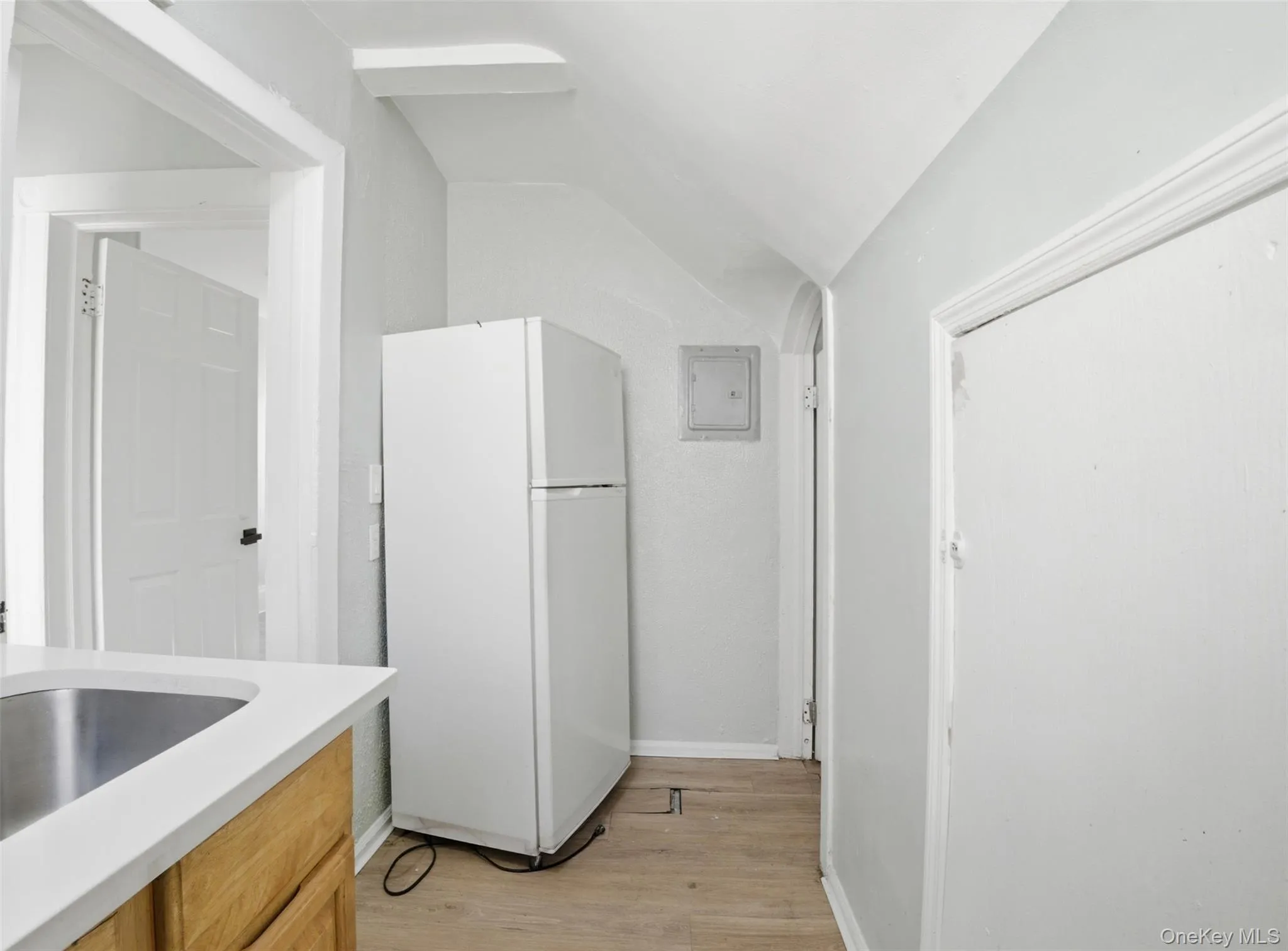 406 South 3rd Avenue, Mount Vernon, NY, 7 Bedrooms Bedrooms, 10 Rooms Rooms,2 BathroomsBathrooms,Residential Lease,For Rent,South 3rd,0,1050804 406 South 3rd Avenue, Mount Vernon, NY, 7 Bedrooms Bedrooms, 10 Rooms Rooms,2 BathroomsBathrooms,Residential Lease,For Rent,South 3rd,0,1050804