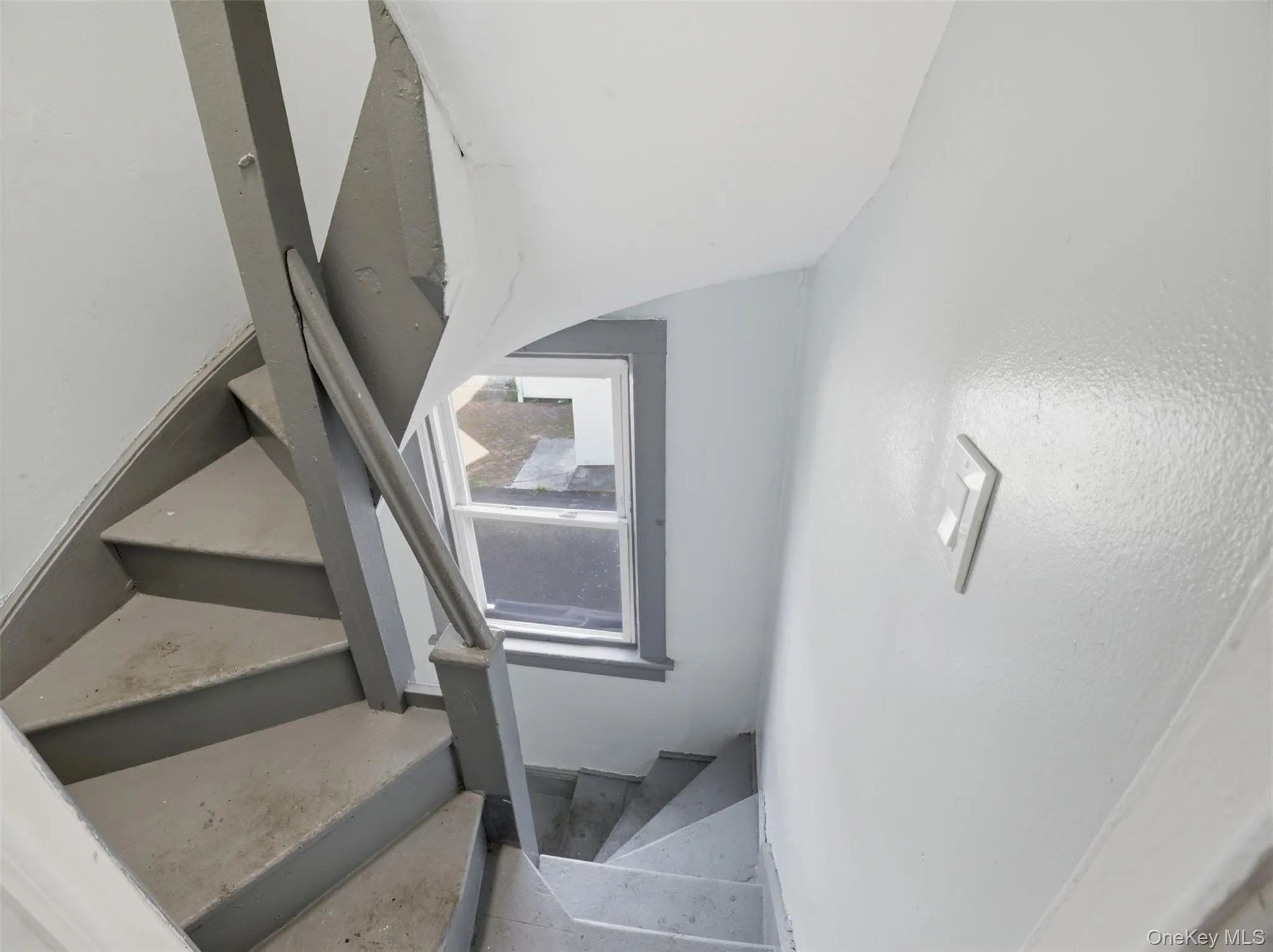 406 South 3rd Avenue, Mount Vernon, NY, 7 Bedrooms Bedrooms, 10 Rooms Rooms,2 BathroomsBathrooms,Residential Lease,For Rent,South 3rd,0,1050804 406 South 3rd Avenue, Mount Vernon, NY, 7 Bedrooms Bedrooms, 10 Rooms Rooms,2 BathroomsBathrooms,Residential Lease,For Rent,South 3rd,0,1050804