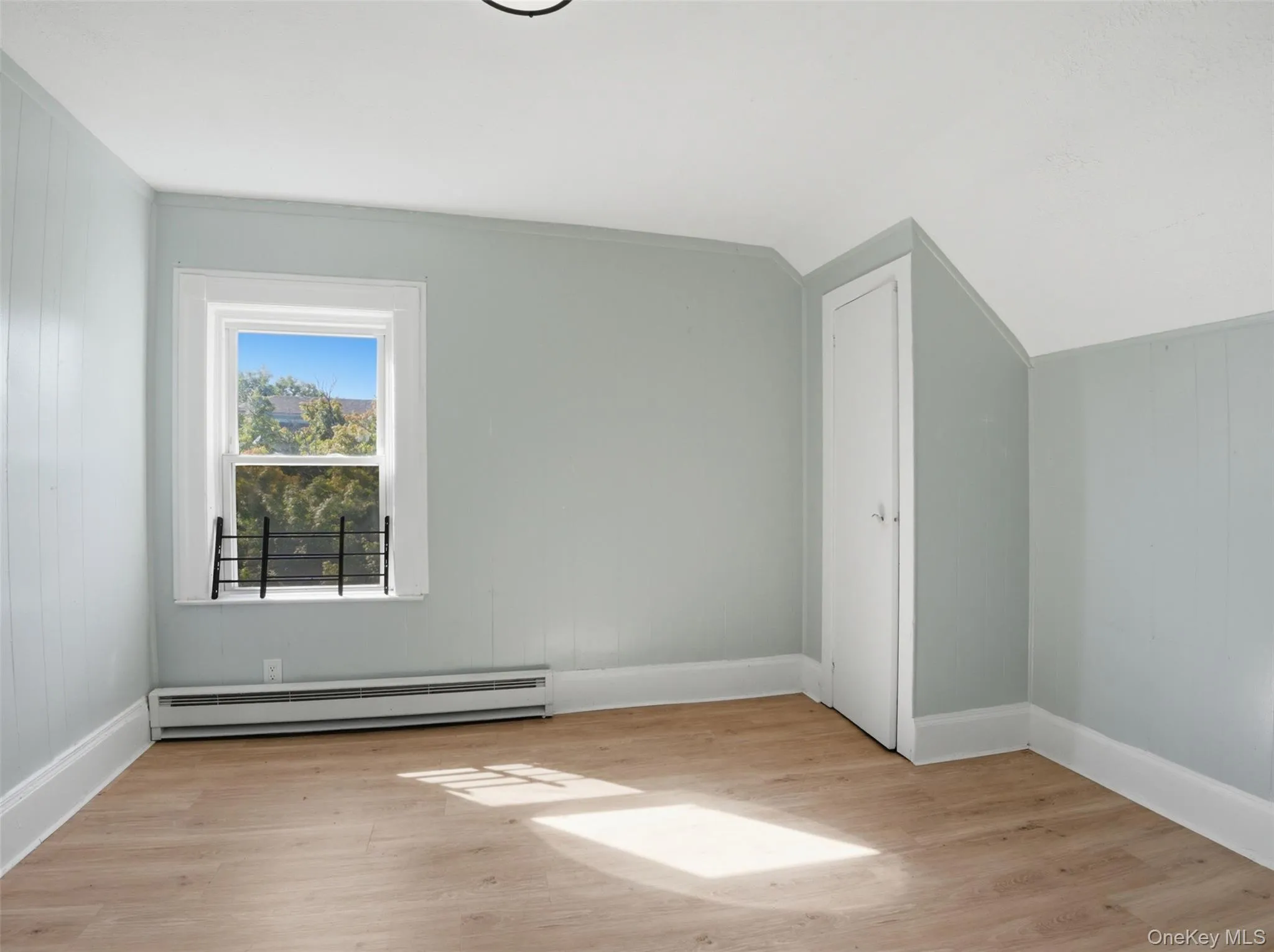 406 South 3rd Avenue, Mount Vernon, NY, 7 Bedrooms Bedrooms, 10 Rooms Rooms,2 BathroomsBathrooms,Residential Lease,For Rent,South 3rd,0,1050804 406 South 3rd Avenue, Mount Vernon, NY, 7 Bedrooms Bedrooms, 10 Rooms Rooms,2 BathroomsBathrooms,Residential Lease,For Rent,South 3rd,0,1050804