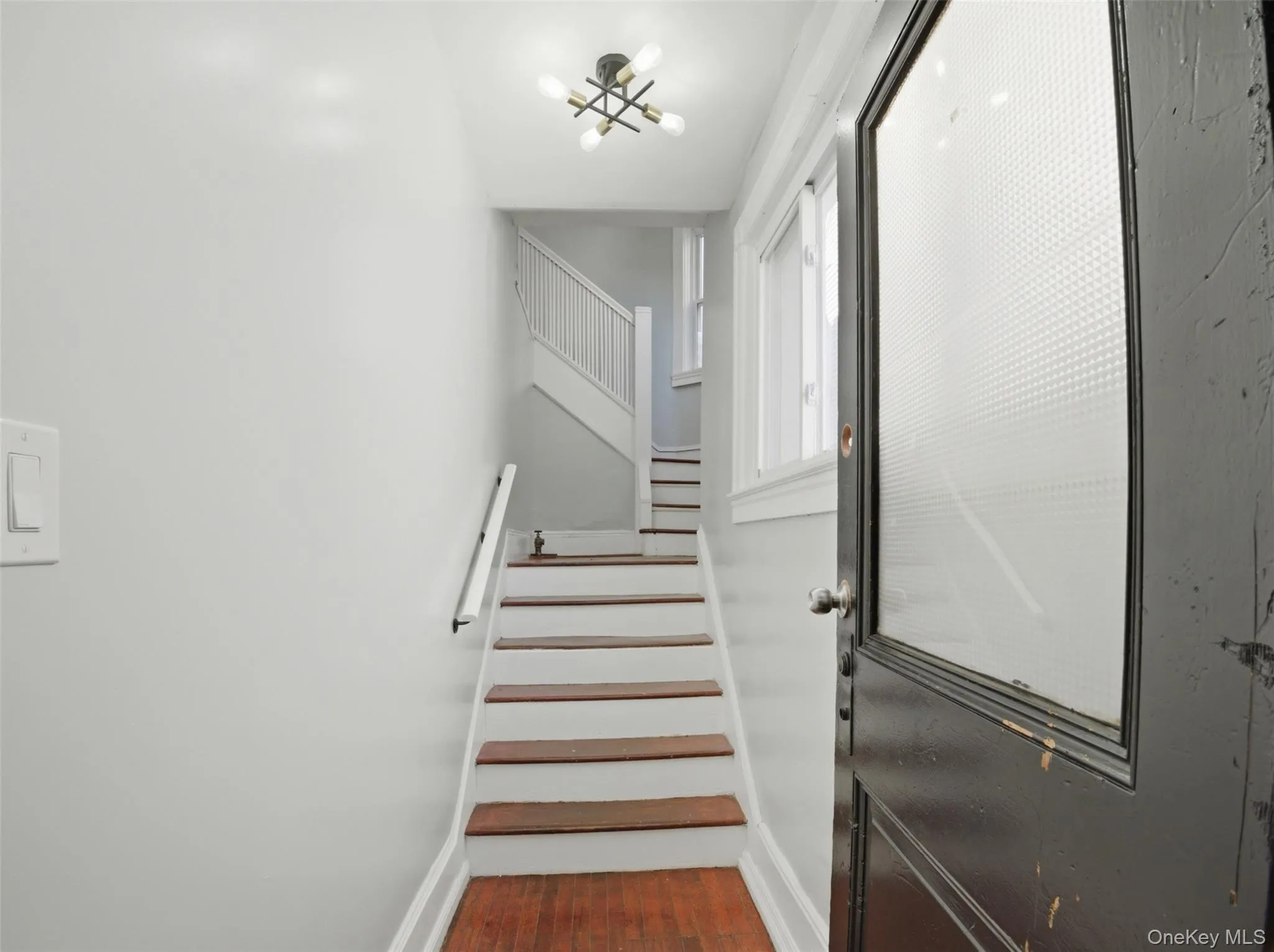 406 South 3rd Avenue, Mount Vernon, NY, 7 Bedrooms Bedrooms, 10 Rooms Rooms,2 BathroomsBathrooms,Residential Lease,For Rent,South 3rd,0,1050804 406 South 3rd Avenue, Mount Vernon, NY, 7 Bedrooms Bedrooms, 10 Rooms Rooms,2 BathroomsBathrooms,Residential Lease,For Rent,South 3rd,0,1050804
