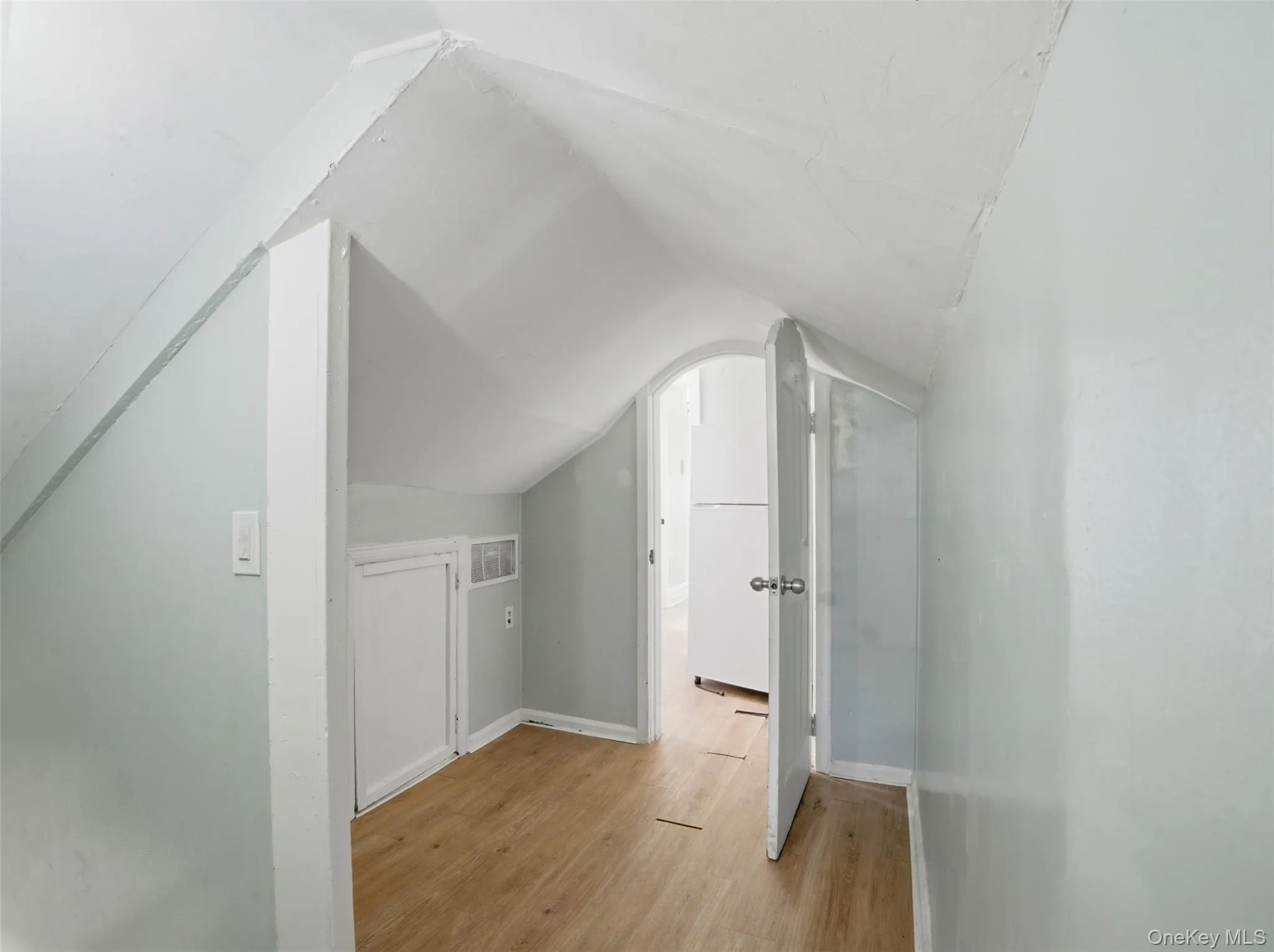 406 South 3rd Avenue, Mount Vernon, NY, 7 Bedrooms Bedrooms, 10 Rooms Rooms,2 BathroomsBathrooms,Residential Lease,For Rent,South 3rd,0,1050804 406 South 3rd Avenue, Mount Vernon, NY, 7 Bedrooms Bedrooms, 10 Rooms Rooms,2 BathroomsBathrooms,Residential Lease,For Rent,South 3rd,0,1050804