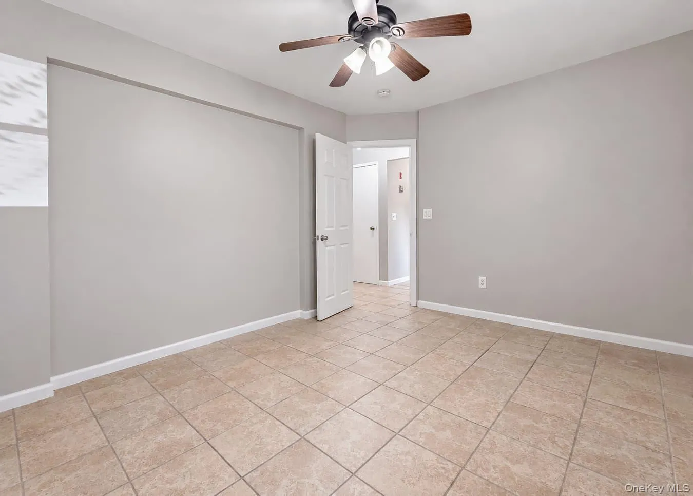 1065 Udall Road, Islip, NY, 4 Bedrooms Bedrooms, 8 Rooms Rooms,2 BathroomsBathrooms,Residential,For Rent,Udall,0,1050810 1065 Udall Road, Islip, NY, 4 Bedrooms Bedrooms, 8 Rooms Rooms,2 BathroomsBathrooms,Residential,For Rent,Udall,0,1050810