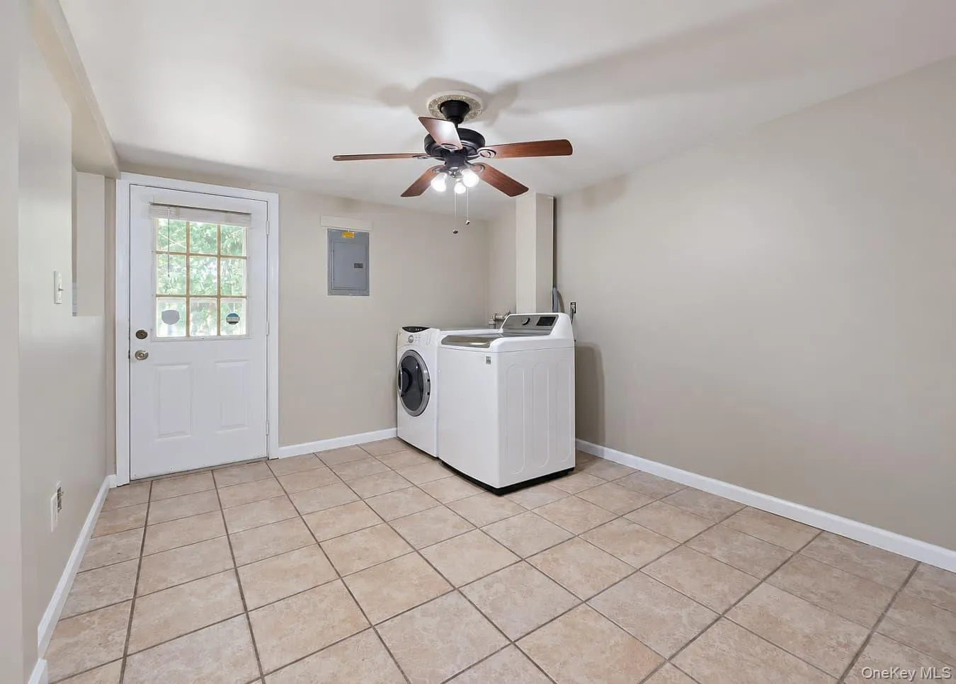 1065 Udall Road, Islip, NY, 4 Bedrooms Bedrooms, 8 Rooms Rooms,2 BathroomsBathrooms,Residential,For Rent,Udall,0,1050810 1065 Udall Road, Islip, NY, 4 Bedrooms Bedrooms, 8 Rooms Rooms,2 BathroomsBathrooms,Residential,For Rent,Udall,0,1050810