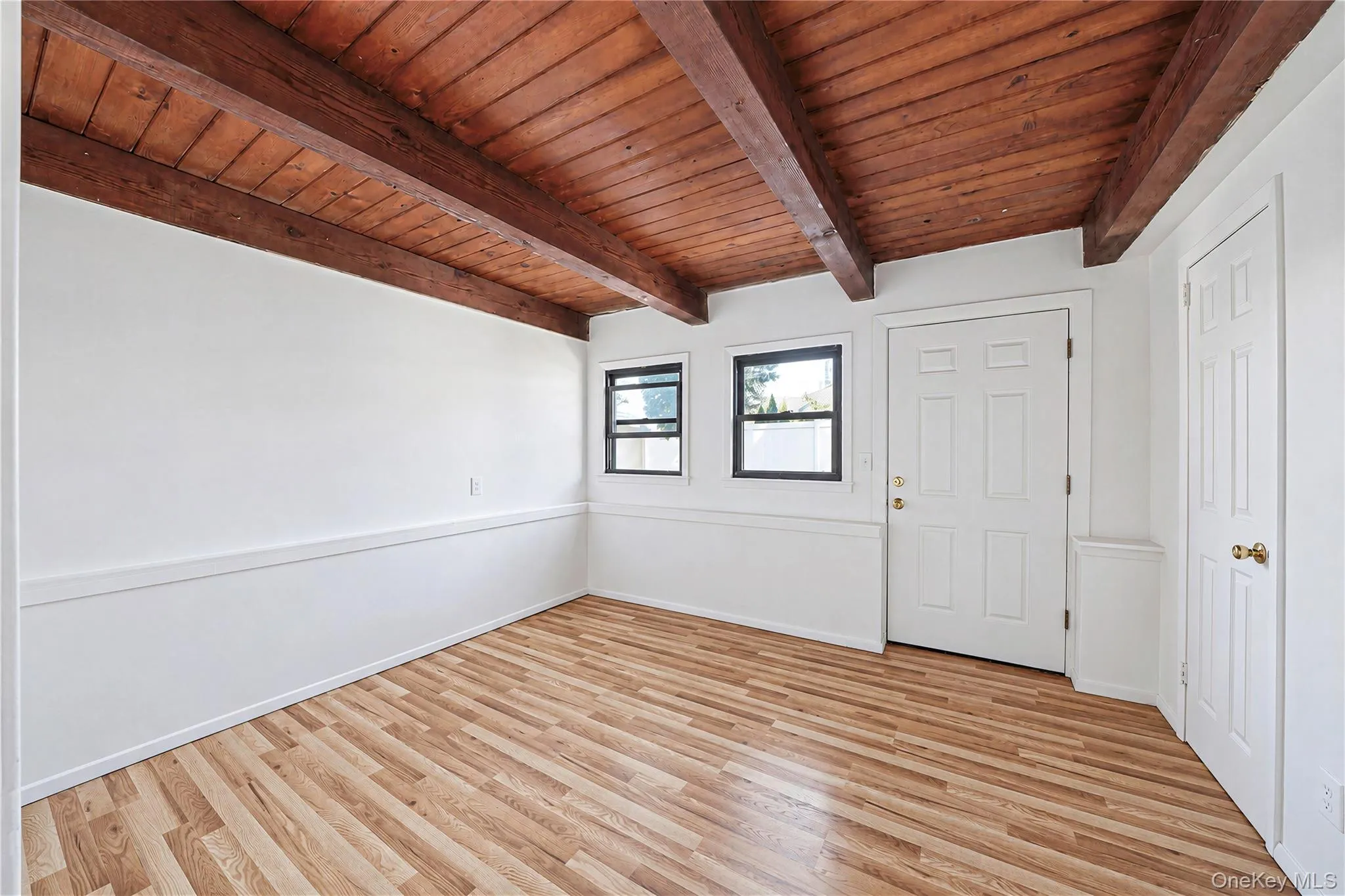 276 Deauville Boulevard, Babylon, NY, 3 Bedrooms Bedrooms, 6 Rooms Rooms,2 BathroomsBathrooms,Residential,For Rent,Deauville,0,1050815 276 Deauville Boulevard, Babylon, NY, 3 Bedrooms Bedrooms, 6 Rooms Rooms,2 BathroomsBathrooms,Residential,For Rent,Deauville,0,1050815