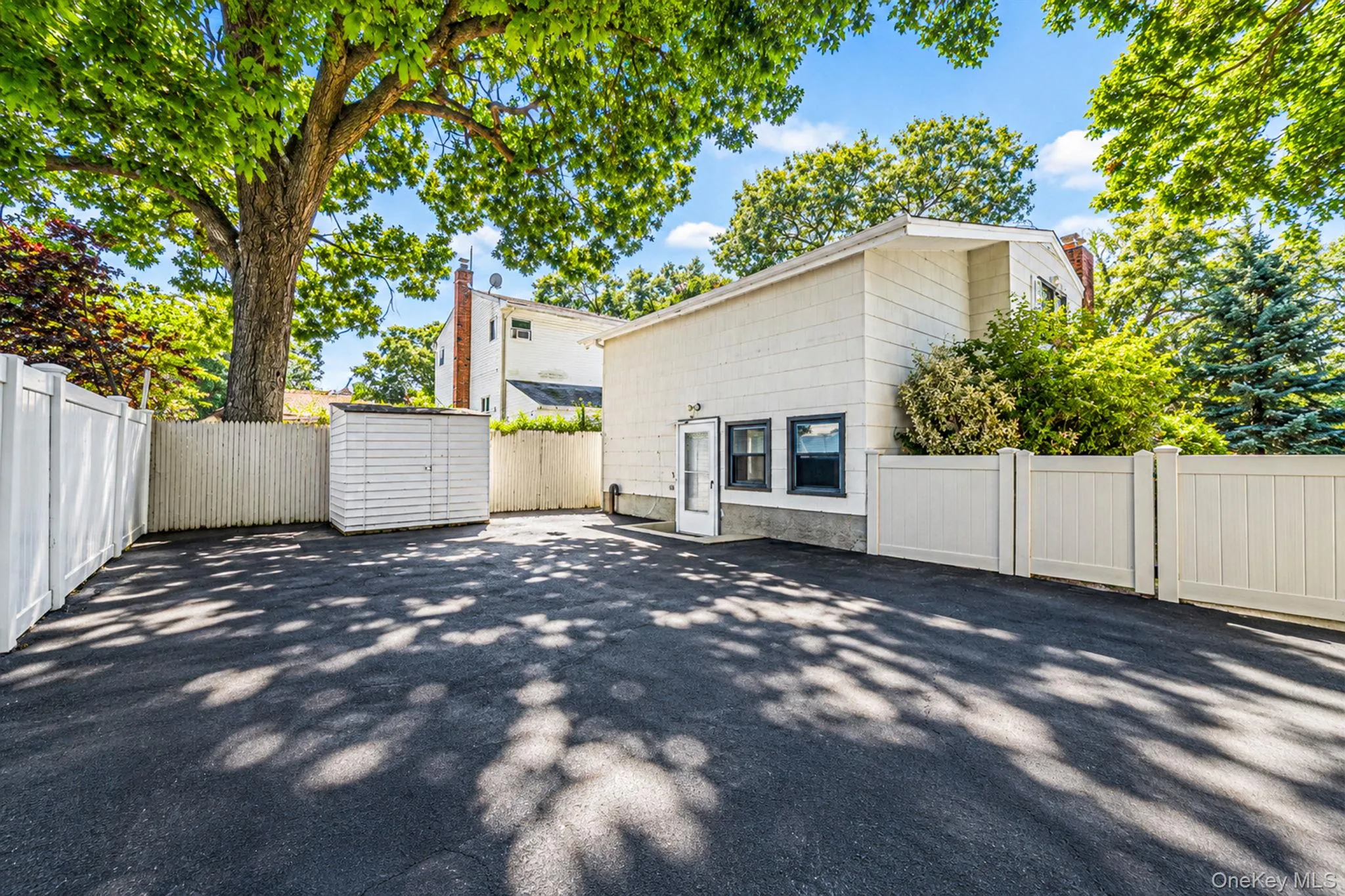 276 Deauville Boulevard, Babylon, NY, 3 Bedrooms Bedrooms, 6 Rooms Rooms,2 BathroomsBathrooms,Residential,For Rent,Deauville,0,1050815 276 Deauville Boulevard, Babylon, NY, 3 Bedrooms Bedrooms, 6 Rooms Rooms,2 BathroomsBathrooms,Residential,For Rent,Deauville,0,1050815