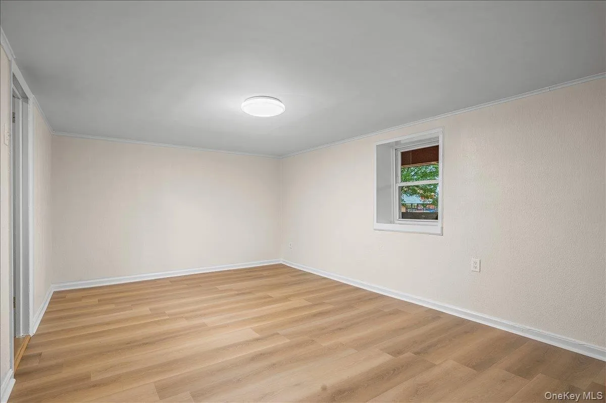 437 Pelham Road, New Rochelle, NY, 1 Bedroom Bedrooms, 4 Rooms Rooms,1 BathroomBathrooms,Residential Lease,For Rent,Pelham,0,1050818 437 Pelham Road, New Rochelle, NY, 1 Bedroom Bedrooms, 4 Rooms Rooms,1 BathroomBathrooms,Residential Lease,For Rent,Pelham,0,1050818