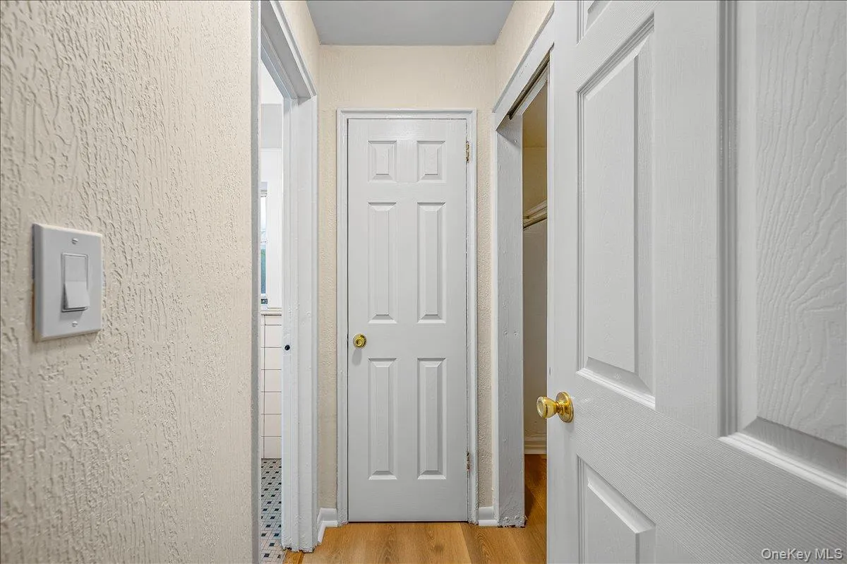 437 Pelham Road, New Rochelle, NY, 1 Bedroom Bedrooms, 4 Rooms Rooms,1 BathroomBathrooms,Residential Lease,For Rent,Pelham,0,1050818 437 Pelham Road, New Rochelle, NY, 1 Bedroom Bedrooms, 4 Rooms Rooms,1 BathroomBathrooms,Residential Lease,For Rent,Pelham,0,1050818