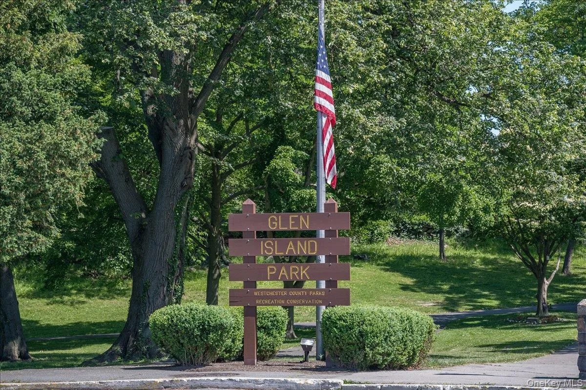 437 Pelham Road, New Rochelle, NY, 1 Bedroom Bedrooms, 4 Rooms Rooms,1 BathroomBathrooms,Residential Lease,For Rent,Pelham,0,1050818 437 Pelham Road, New Rochelle, NY, 1 Bedroom Bedrooms, 4 Rooms Rooms,1 BathroomBathrooms,Residential Lease,For Rent,Pelham,0,1050818