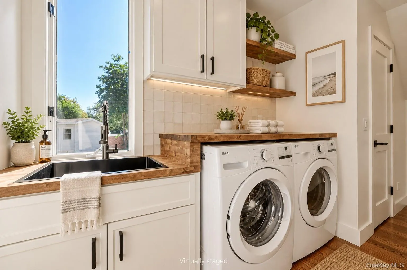 7 Berkshire Court, Huntington, NY, 3 Bedrooms Bedrooms, 10 Rooms Rooms,2 BathroomsBathrooms,Residential,For Rent,Berkshire,0,1050826 7 Berkshire Court, Huntington, NY, 3 Bedrooms Bedrooms, 10 Rooms Rooms,2 BathroomsBathrooms,Residential,For Rent,Berkshire,0,1050826