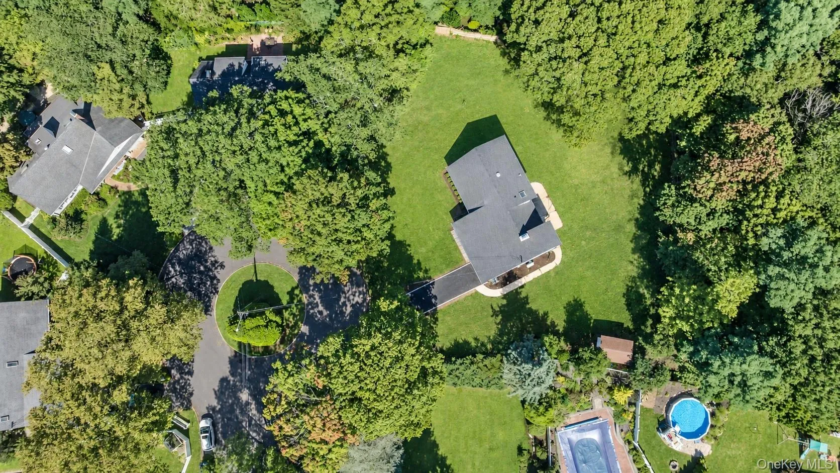 7 Berkshire Court, Huntington, NY, 3 Bedrooms Bedrooms, 10 Rooms Rooms,2 BathroomsBathrooms,Residential,For Rent,Berkshire,0,1050826 7 Berkshire Court, Huntington, NY, 3 Bedrooms Bedrooms, 10 Rooms Rooms,2 BathroomsBathrooms,Residential,For Rent,Berkshire,0,1050826