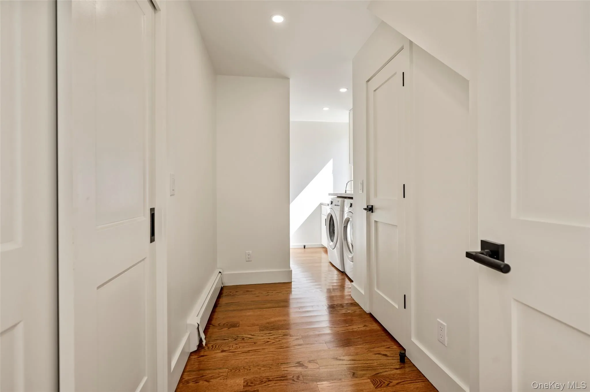 7 Berkshire Court, Huntington, NY, 3 Bedrooms Bedrooms, 10 Rooms Rooms,2 BathroomsBathrooms,Residential,For Rent,Berkshire,0,1050826 7 Berkshire Court, Huntington, NY, 3 Bedrooms Bedrooms, 10 Rooms Rooms,2 BathroomsBathrooms,Residential,For Rent,Berkshire,0,1050826