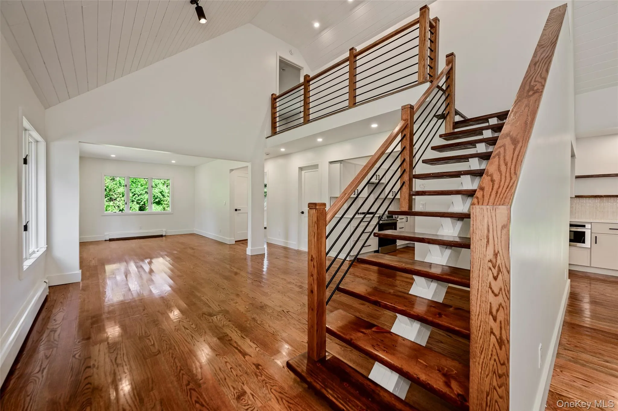 7 Berkshire Court, Huntington, NY, 3 Bedrooms Bedrooms, 10 Rooms Rooms,2 BathroomsBathrooms,Residential,For Rent,Berkshire,0,1050826 7 Berkshire Court, Huntington, NY, 3 Bedrooms Bedrooms, 10 Rooms Rooms,2 BathroomsBathrooms,Residential,For Rent,Berkshire,0,1050826