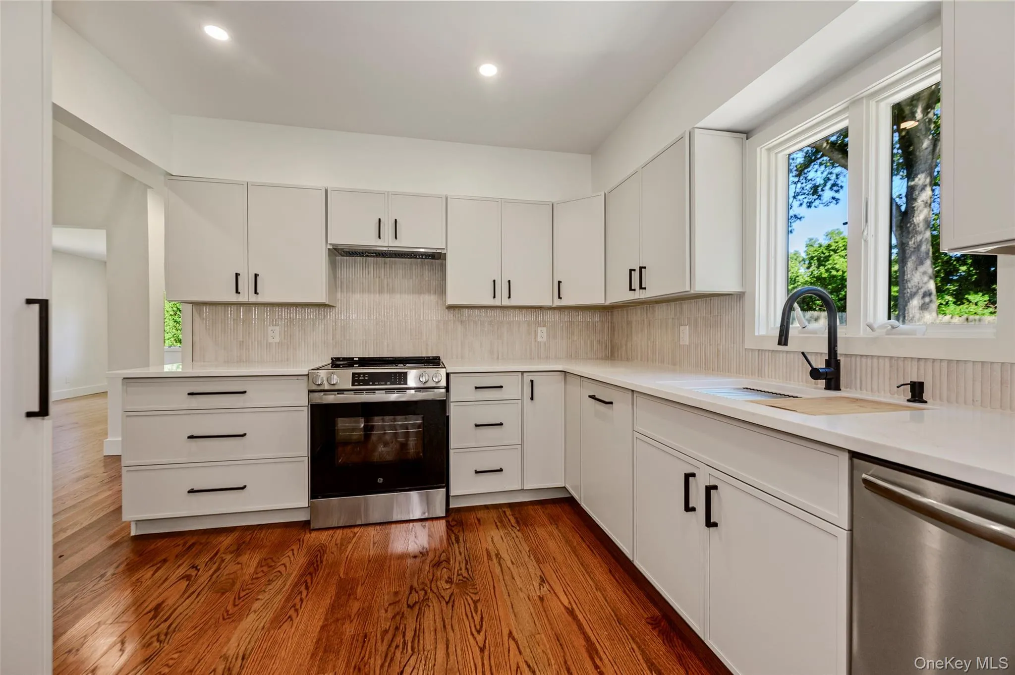 7 Berkshire Court, Huntington, NY, 3 Bedrooms Bedrooms, 10 Rooms Rooms,2 BathroomsBathrooms,Residential,For Rent,Berkshire,0,1050826 7 Berkshire Court, Huntington, NY, 3 Bedrooms Bedrooms, 10 Rooms Rooms,2 BathroomsBathrooms,Residential,For Rent,Berkshire,0,1050826