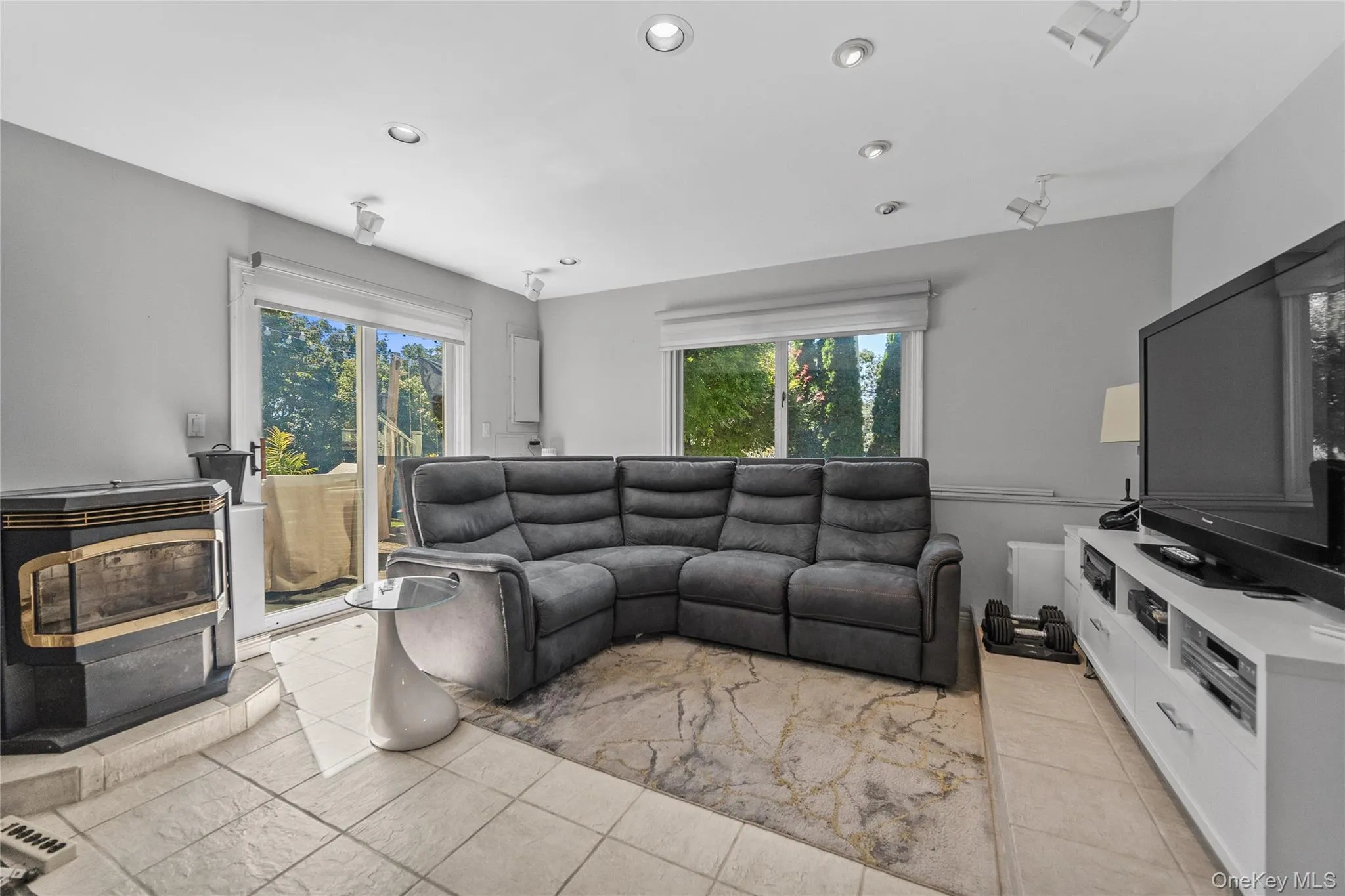 16 Birch Drive, Carmel, NY, 3 Bedrooms Bedrooms, 7 Rooms Rooms,2 BathroomsBathrooms,Residential,For Rent,Birch,0,1050829 16 Birch Drive, Carmel, NY, 3 Bedrooms Bedrooms, 7 Rooms Rooms,2 BathroomsBathrooms,Residential,For Rent,Birch,0,1050829