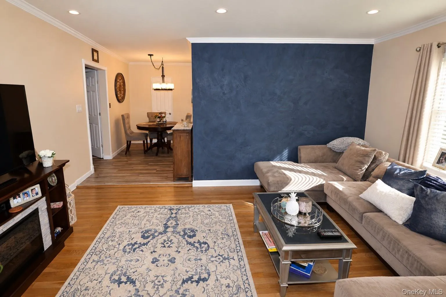 251-35 71st Road, New York, NY, 2 Bedrooms Bedrooms, 5 Rooms Rooms,1 BathroomBathrooms,Residential,For Rent,71st,0,1050830 251-35 71st Road, New York, NY, 2 Bedrooms Bedrooms, 5 Rooms Rooms,1 BathroomBathrooms,Residential,For Rent,71st,0,1050830