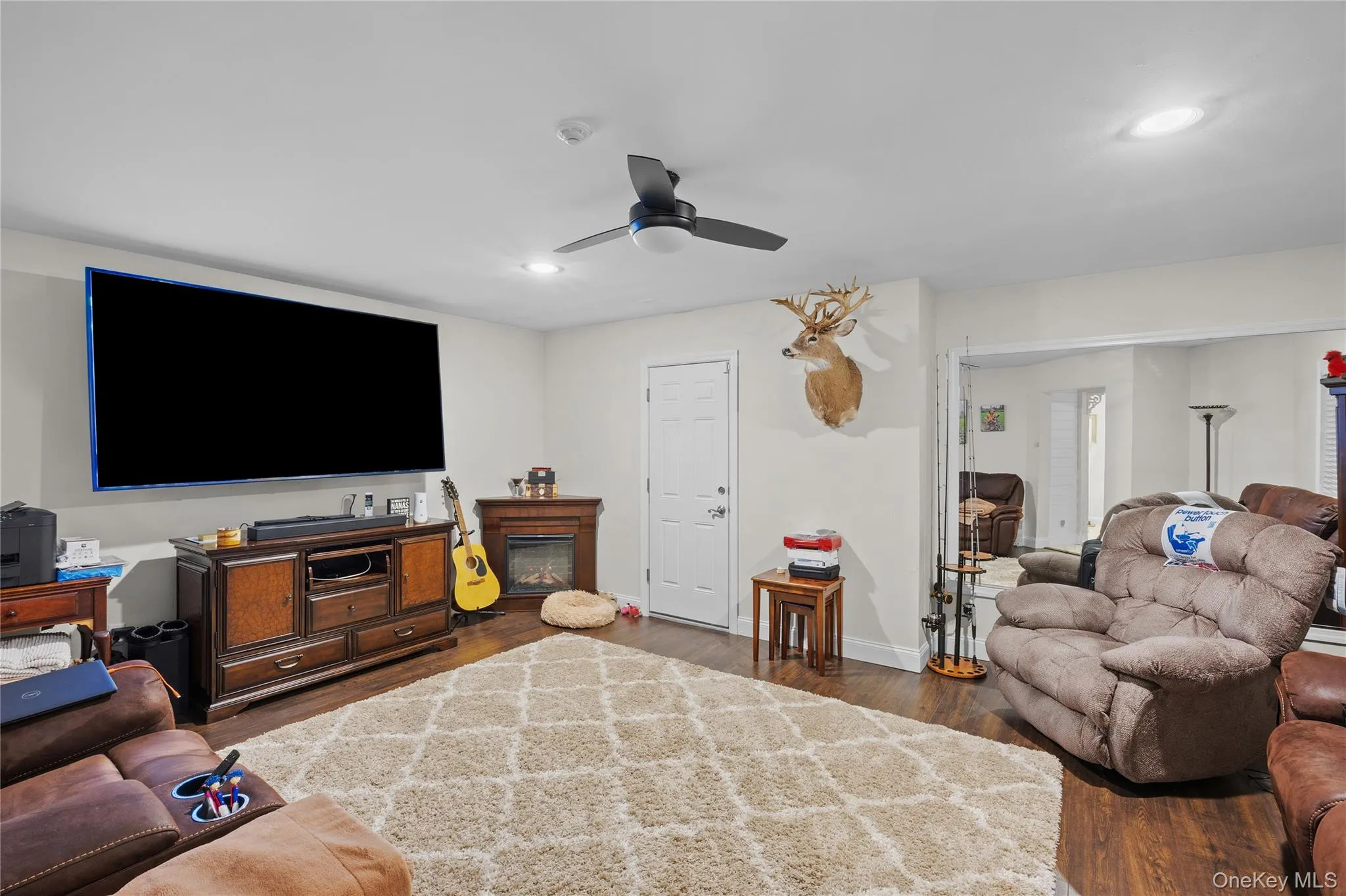 1 Pidgeon Court, Brookhaven, NY, 3 Bedrooms Bedrooms, 7 Rooms Rooms,2 BathroomsBathrooms,Residential,For Rent,Pidgeon,0,1050832 1 Pidgeon Court, Brookhaven, NY, 3 Bedrooms Bedrooms, 7 Rooms Rooms,2 BathroomsBathrooms,Residential,For Rent,Pidgeon,0,1050832