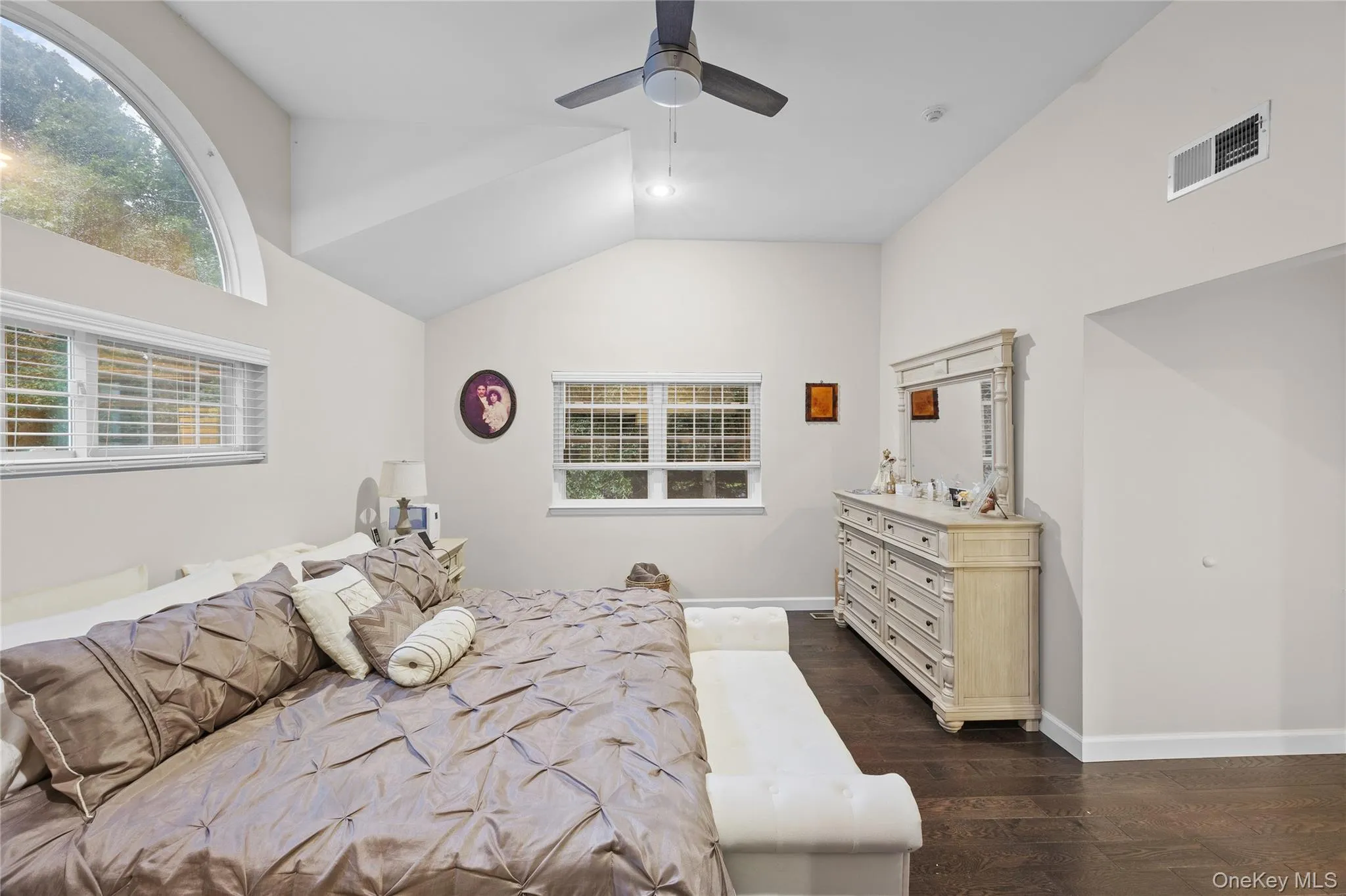1 Pidgeon Court, Brookhaven, NY, 3 Bedrooms Bedrooms, 7 Rooms Rooms,2 BathroomsBathrooms,Residential,For Rent,Pidgeon,0,1050832 1 Pidgeon Court, Brookhaven, NY, 3 Bedrooms Bedrooms, 7 Rooms Rooms,2 BathroomsBathrooms,Residential,For Rent,Pidgeon,0,1050832