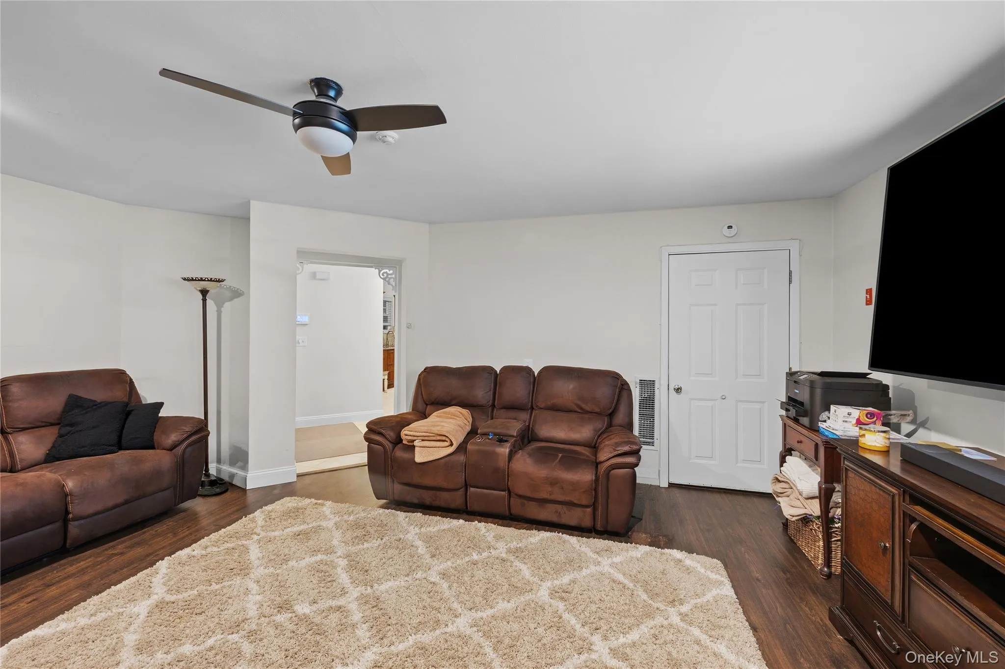 1 Pidgeon Court, Brookhaven, NY, 3 Bedrooms Bedrooms, 7 Rooms Rooms,2 BathroomsBathrooms,Residential,For Rent,Pidgeon,0,1050832 1 Pidgeon Court, Brookhaven, NY, 3 Bedrooms Bedrooms, 7 Rooms Rooms,2 BathroomsBathrooms,Residential,For Rent,Pidgeon,0,1050832