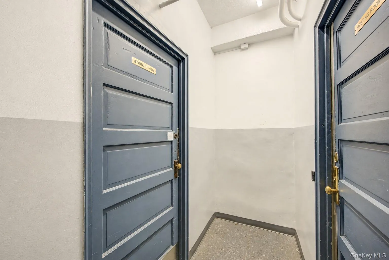 77-11 35th Avenue, New York, NY, 2 Bedrooms Bedrooms, 4 Rooms Rooms,1 BathroomBathrooms,Residential,For Rent,35th,0,1050836 77-11 35th Avenue, New York, NY, 2 Bedrooms Bedrooms, 4 Rooms Rooms,1 BathroomBathrooms,Residential,For Rent,35th,0,1050836