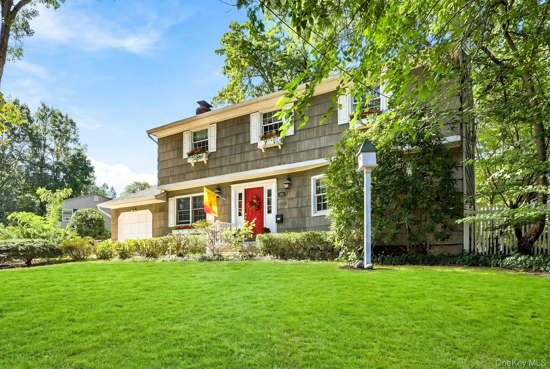 25 Scudder Place, Huntington, NY, 4 Bedrooms Bedrooms, 8 Rooms Rooms,2 BathroomsBathrooms,Residential,For Rent,Scudder,0,1050840 25 Scudder Place, Huntington, NY, 4 Bedrooms Bedrooms, 8 Rooms Rooms,2 BathroomsBathrooms,Residential,For Rent,Scudder,0,1050840