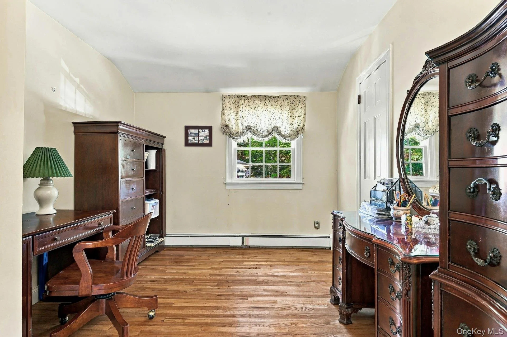 Hardwood flooring on second floor. Hardwood flooring on second floor.