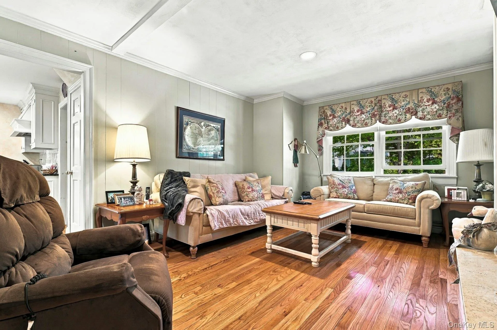Hardwood flooring with wood burning fireplace. Hardwood flooring with wood burning fireplace.
