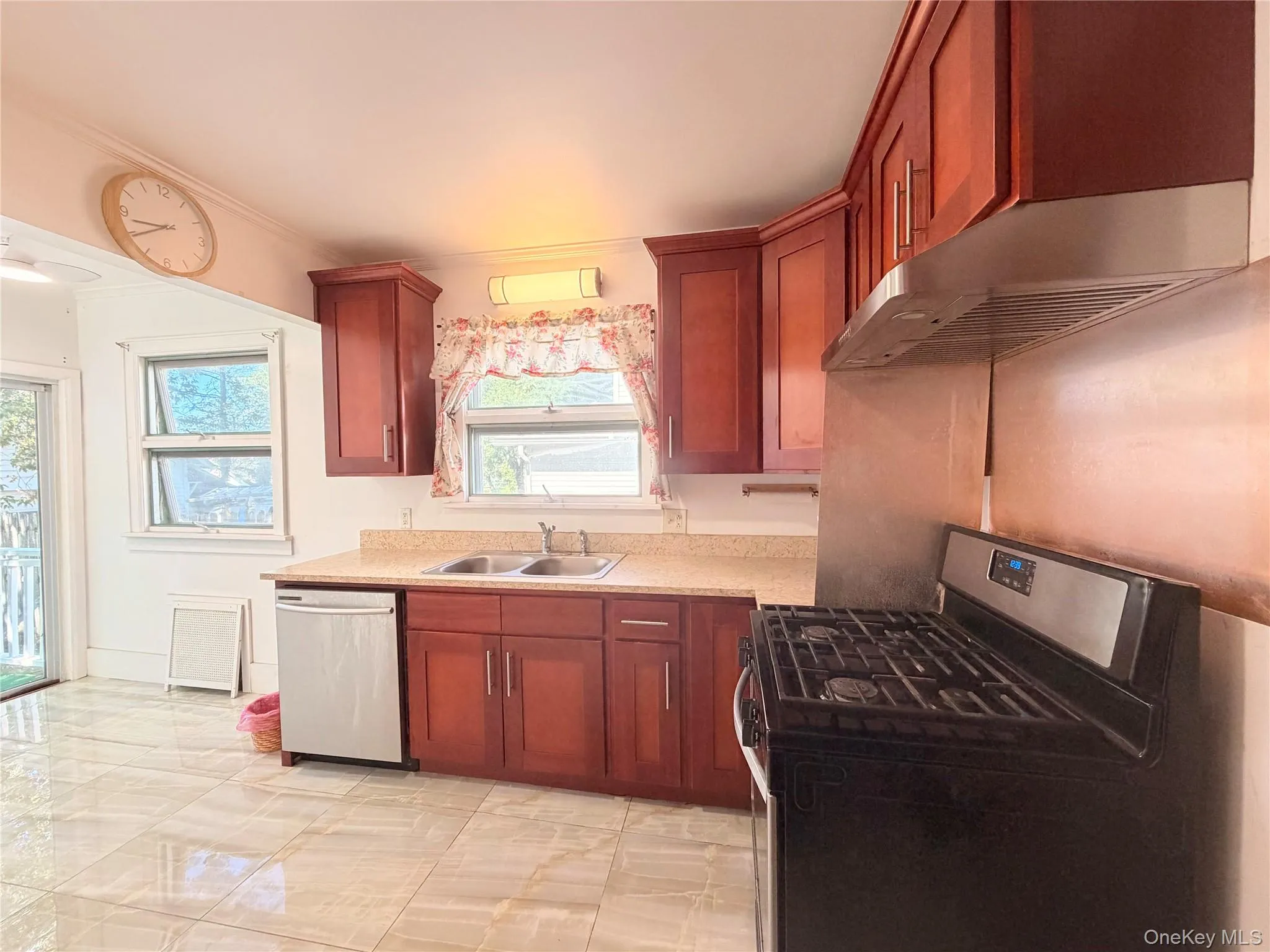 11 Gardner Avenue, Wallkill, NY, 3 Bedrooms Bedrooms, 9 Rooms Rooms,2 BathroomsBathrooms,Residential,For Rent,Gardner,0,1050843 11 Gardner Avenue, Wallkill, NY, 3 Bedrooms Bedrooms, 9 Rooms Rooms,2 BathroomsBathrooms,Residential,For Rent,Gardner,0,1050843