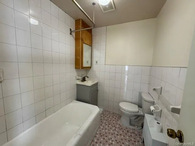 78 Main Street, Crawford, NY, 2 Bedrooms Bedrooms, 3 Rooms Rooms,1 BathroomBathrooms,Residential Lease,For Rent,Main,0,1050844 78 Main Street, Crawford, NY, 2 Bedrooms Bedrooms, 3 Rooms Rooms,1 BathroomBathrooms,Residential Lease,For Rent,Main,0,1050844