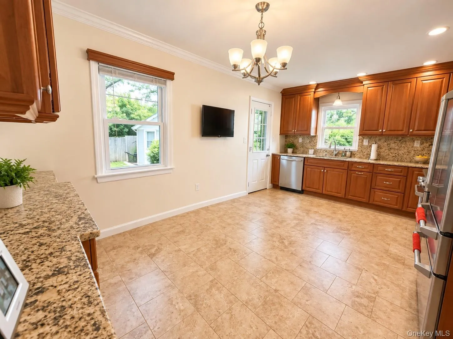 60 Topland Road, White Plains, NY, 3 Bedrooms Bedrooms, 5 Rooms Rooms,2 BathroomsBathrooms,Residential Lease,For Rent,Topland,0,1050846 60 Topland Road, White Plains, NY, 3 Bedrooms Bedrooms, 5 Rooms Rooms,2 BathroomsBathrooms,Residential Lease,For Rent,Topland,0,1050846