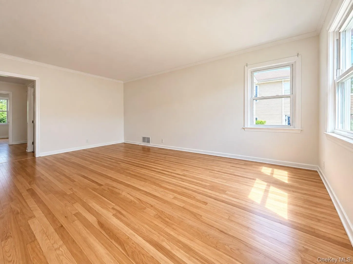 60 Topland Road, White Plains, NY, 3 Bedrooms Bedrooms, 5 Rooms Rooms,2 BathroomsBathrooms,Residential Lease,For Rent,Topland,0,1050846 60 Topland Road, White Plains, NY, 3 Bedrooms Bedrooms, 5 Rooms Rooms,2 BathroomsBathrooms,Residential Lease,For Rent,Topland,0,1050846