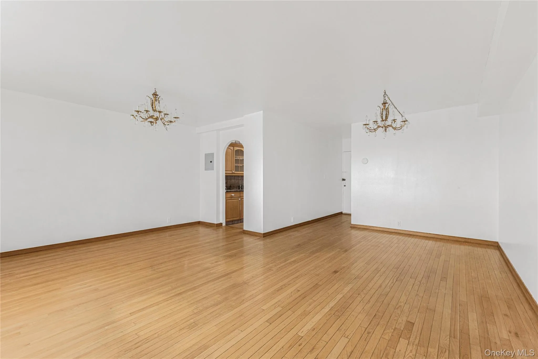 8 Fordham Oval, New York, NY, 2 Bedrooms Bedrooms, 6 Rooms Rooms,1 BathroomBathrooms,Residential,For Rent,Fordham,0,1050856 8 Fordham Oval, New York, NY, 2 Bedrooms Bedrooms, 6 Rooms Rooms,1 BathroomBathrooms,Residential,For Rent,Fordham,0,1050856