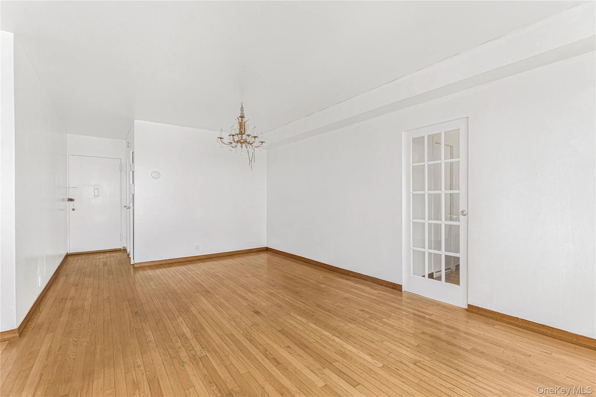 8 Fordham Oval, New York, NY, 2 Bedrooms Bedrooms, 6 Rooms Rooms,1 BathroomBathrooms,Residential,For Rent,Fordham,0,1050856 8 Fordham Oval, New York, NY, 2 Bedrooms Bedrooms, 6 Rooms Rooms,1 BathroomBathrooms,Residential,For Rent,Fordham,0,1050856