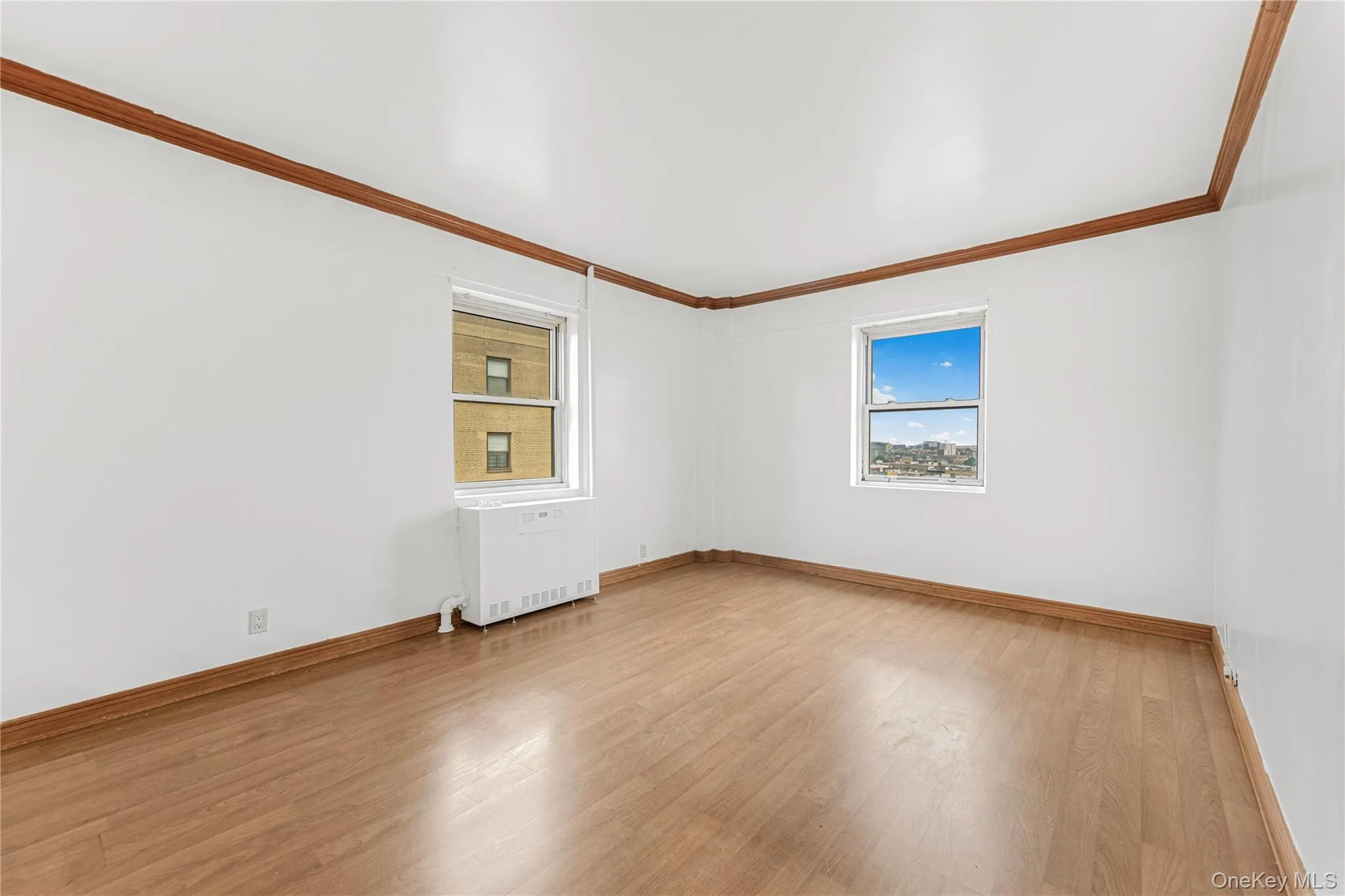 8 Fordham Oval, New York, NY, 2 Bedrooms Bedrooms, 6 Rooms Rooms,1 BathroomBathrooms,Residential,For Rent,Fordham,0,1050856 8 Fordham Oval, New York, NY, 2 Bedrooms Bedrooms, 6 Rooms Rooms,1 BathroomBathrooms,Residential,For Rent,Fordham,0,1050856