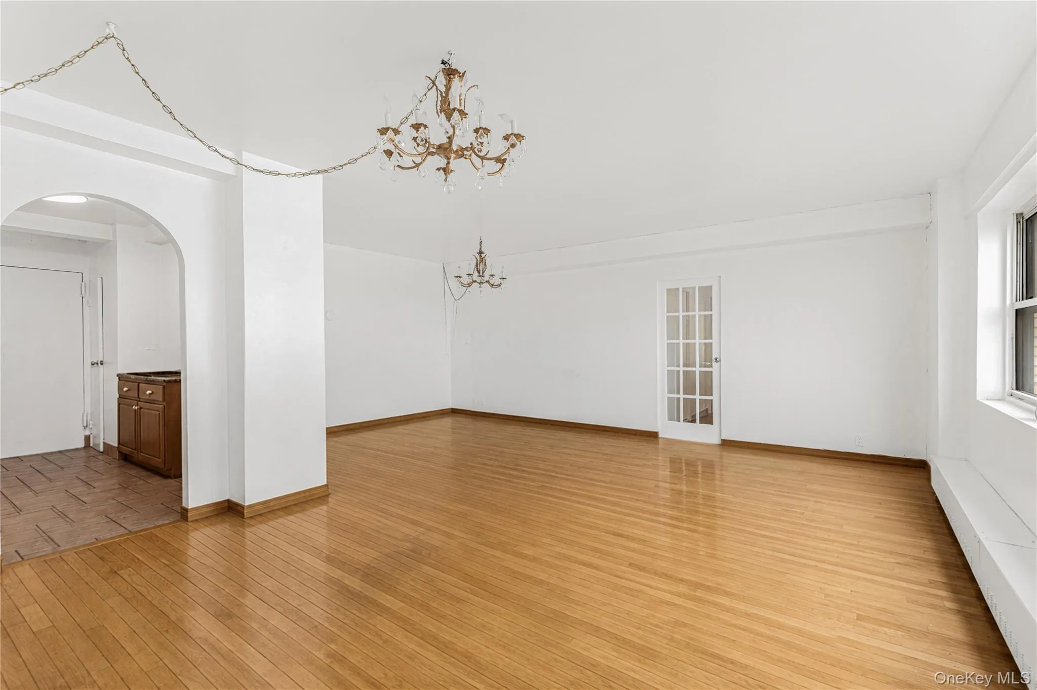8 Fordham Oval, New York, NY, 2 Bedrooms Bedrooms, 6 Rooms Rooms,1 BathroomBathrooms,Residential,For Rent,Fordham,0,1050856 8 Fordham Oval, New York, NY, 2 Bedrooms Bedrooms, 6 Rooms Rooms,1 BathroomBathrooms,Residential,For Rent,Fordham,0,1050856