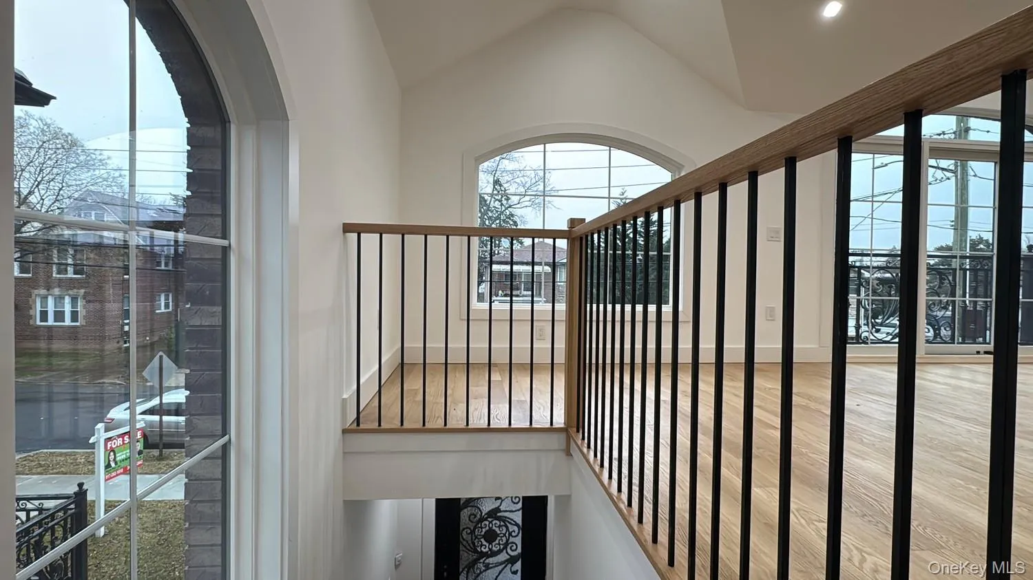 3824 215th Street, New York, NY, 3 Bedrooms Bedrooms, 6 Rooms Rooms,2 BathroomsBathrooms,Residential Lease,For Rent,215th,0,1050860 3824 215th Street, New York, NY, 3 Bedrooms Bedrooms, 6 Rooms Rooms,2 BathroomsBathrooms,Residential Lease,For Rent,215th,0,1050860
