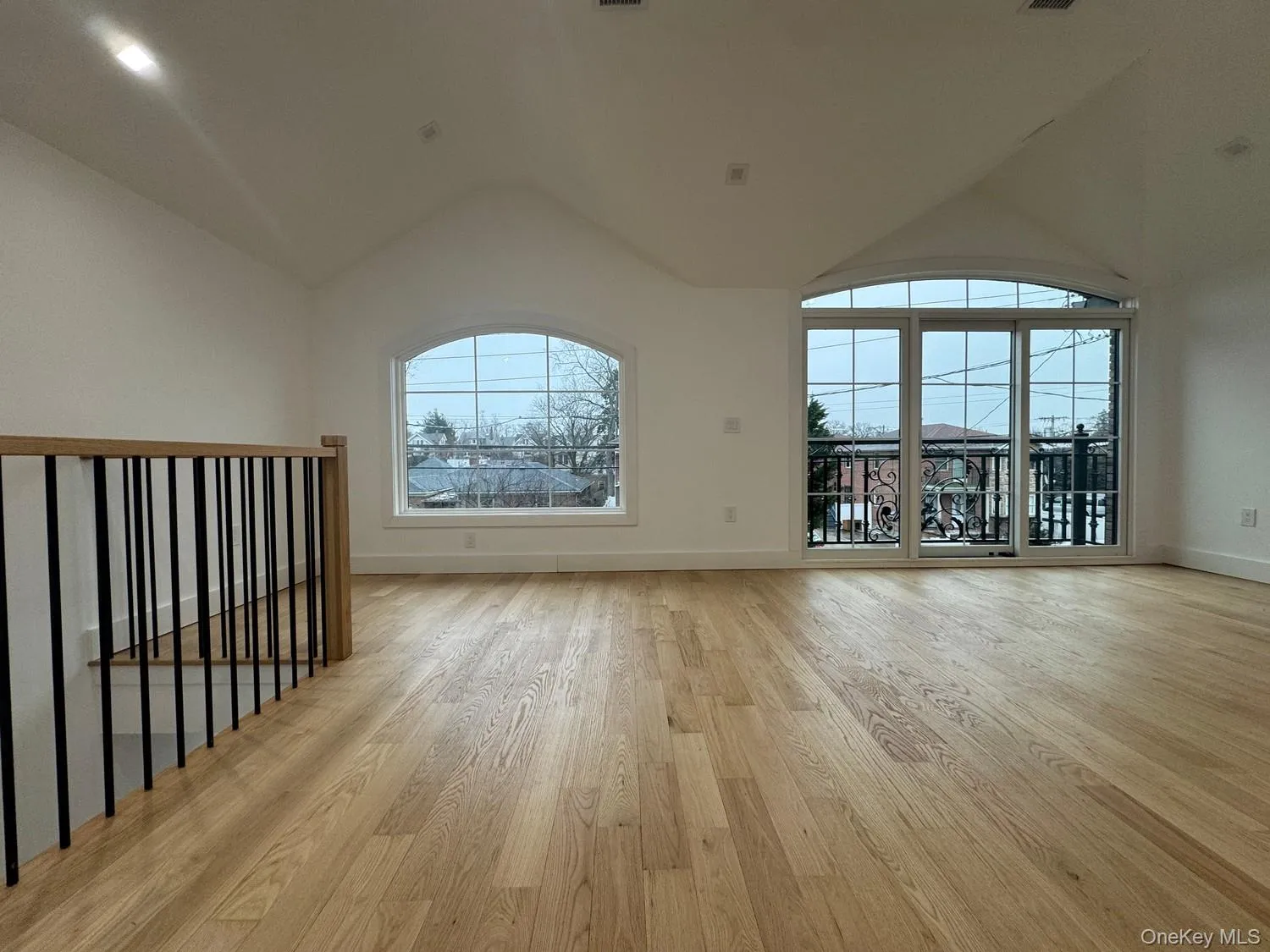 3824 215th Street, New York, NY, 3 Bedrooms Bedrooms, 6 Rooms Rooms,2 BathroomsBathrooms,Residential Lease,For Rent,215th,0,1050860 3824 215th Street, New York, NY, 3 Bedrooms Bedrooms, 6 Rooms Rooms,2 BathroomsBathrooms,Residential Lease,For Rent,215th,0,1050860