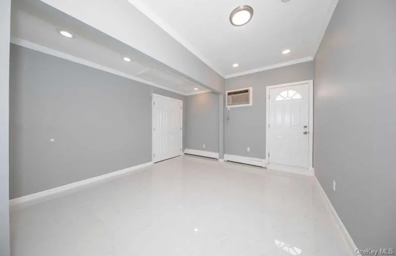 24 Wood Lane, Hempstead, NY, 6 Bedrooms Bedrooms, 9 Rooms Rooms,4 BathroomsBathrooms,Residential Lease,For Rent,Wood,0,1050862 24 Wood Lane, Hempstead, NY, 6 Bedrooms Bedrooms, 9 Rooms Rooms,4 BathroomsBathrooms,Residential Lease,For Rent,Wood,0,1050862
