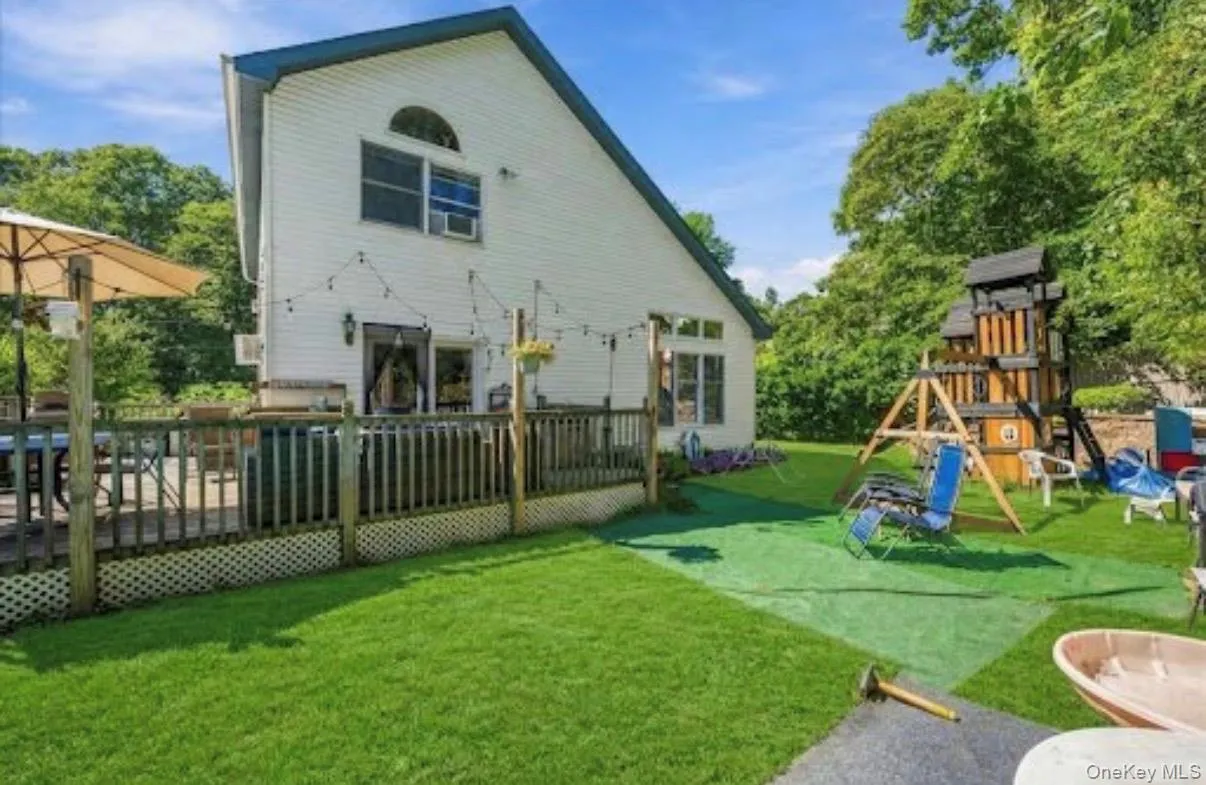 277 Smith Road, Brookhaven, NY, 4 Bedrooms Bedrooms, 9 Rooms Rooms,3 BathroomsBathrooms,Residential,For Rent,Smith,0,1050863 277 Smith Road, Brookhaven, NY, 4 Bedrooms Bedrooms, 9 Rooms Rooms,3 BathroomsBathrooms,Residential,For Rent,Smith,0,1050863