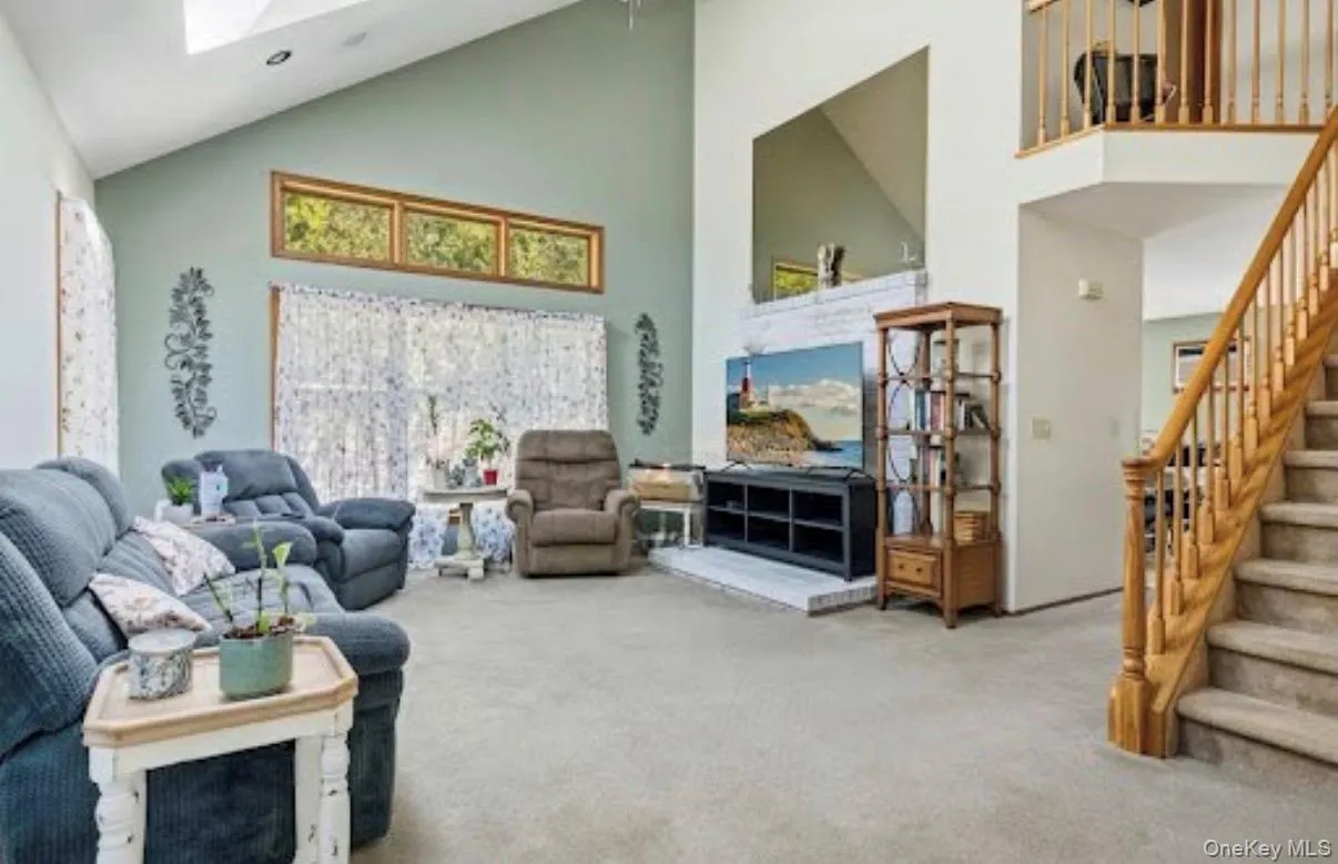 277 Smith Road, Brookhaven, NY, 4 Bedrooms Bedrooms, 9 Rooms Rooms,3 BathroomsBathrooms,Residential,For Rent,Smith,0,1050863 277 Smith Road, Brookhaven, NY, 4 Bedrooms Bedrooms, 9 Rooms Rooms,3 BathroomsBathrooms,Residential,For Rent,Smith,0,1050863