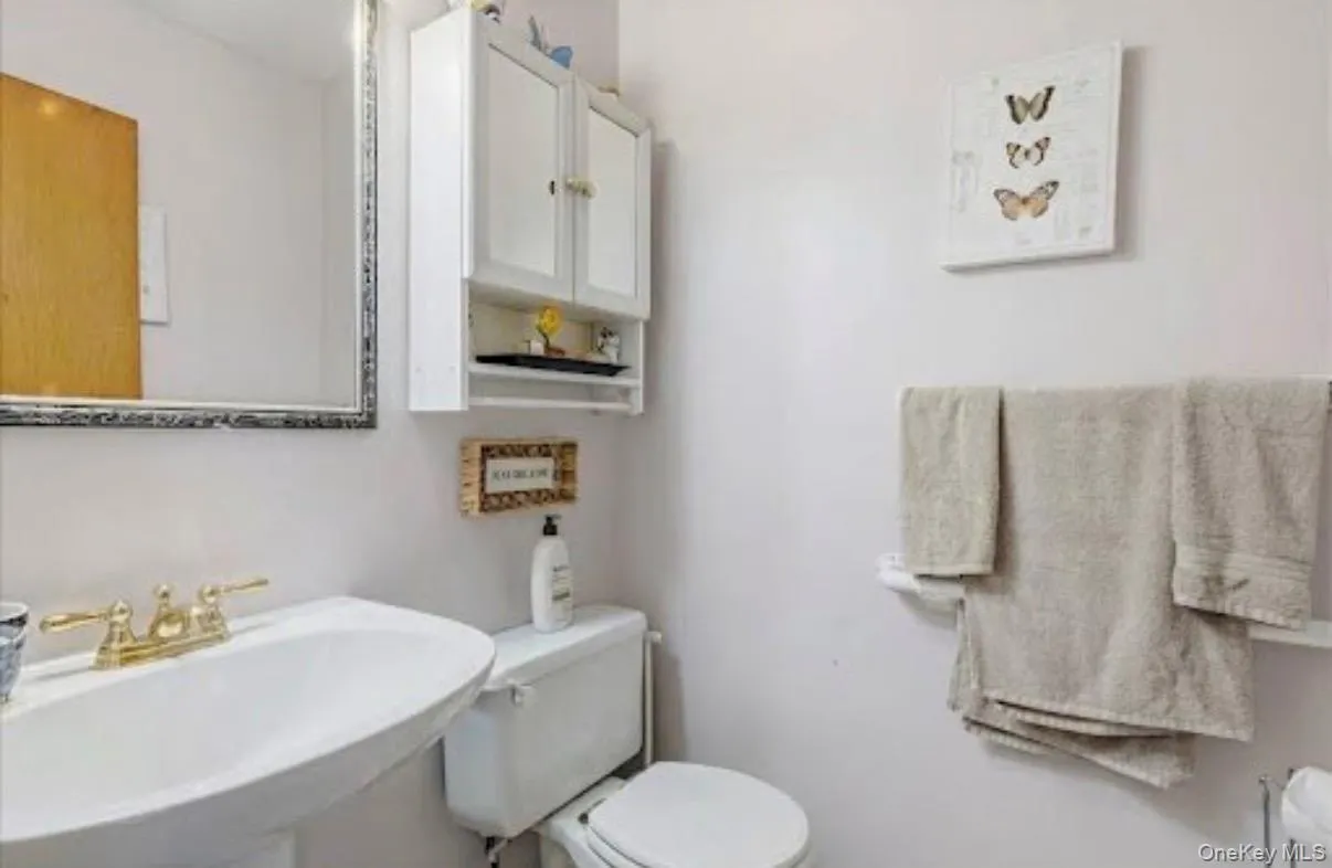 277 Smith Road, Brookhaven, NY, 4 Bedrooms Bedrooms, 9 Rooms Rooms,3 BathroomsBathrooms,Residential,For Rent,Smith,0,1050863 277 Smith Road, Brookhaven, NY, 4 Bedrooms Bedrooms, 9 Rooms Rooms,3 BathroomsBathrooms,Residential,For Rent,Smith,0,1050863