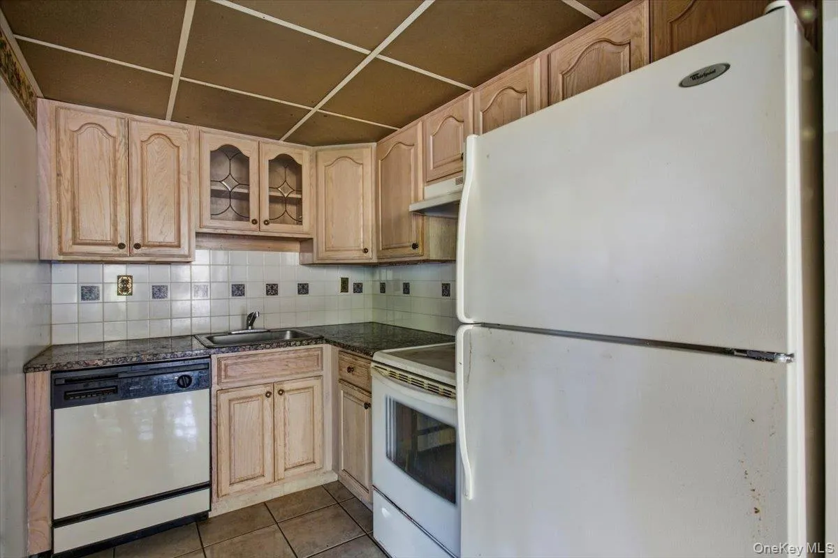 150 Overlook Avenue, Peekskill, NY, 1 Bedroom Bedrooms, 4 Rooms Rooms,1 BathroomBathrooms,Residential,For Rent,Overlook,0,1050866 150 Overlook Avenue, Peekskill, NY, 1 Bedroom Bedrooms, 4 Rooms Rooms,1 BathroomBathrooms,Residential,For Rent,Overlook,0,1050866