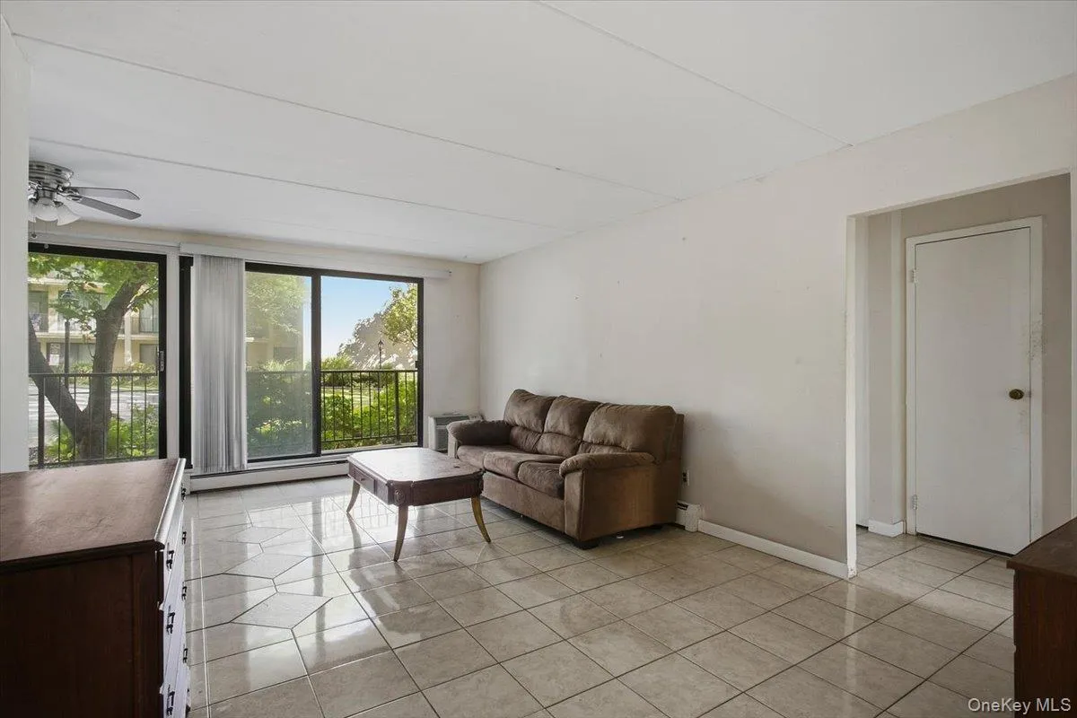 150 Overlook Avenue, Peekskill, NY, 1 Bedroom Bedrooms, 4 Rooms Rooms,1 BathroomBathrooms,Residential,For Rent,Overlook,0,1050866 150 Overlook Avenue, Peekskill, NY, 1 Bedroom Bedrooms, 4 Rooms Rooms,1 BathroomBathrooms,Residential,For Rent,Overlook,0,1050866