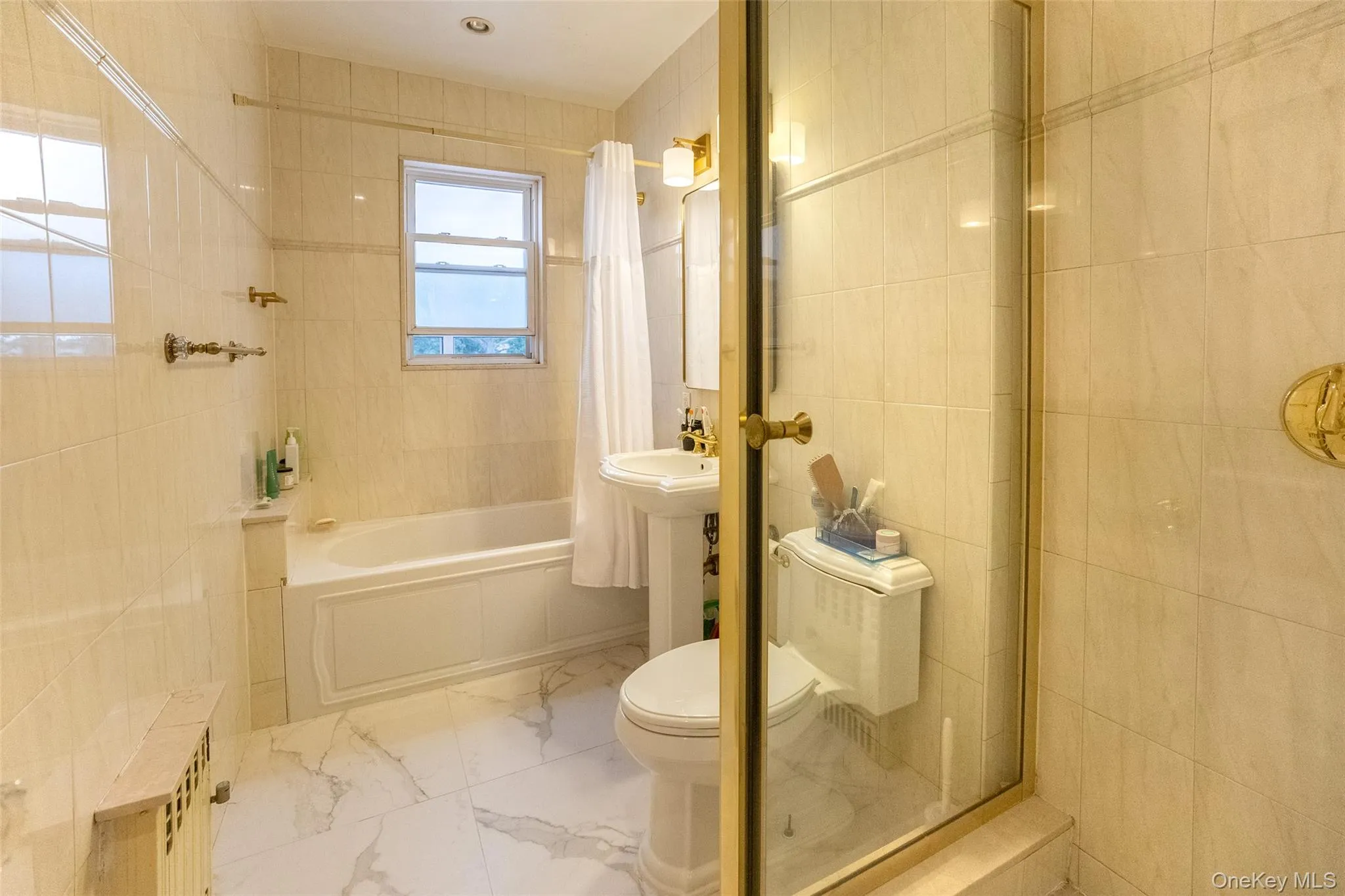 94-14 68th Avenue, New York, NY, 3 Bedrooms Bedrooms, 8 Rooms Rooms,1 BathroomBathrooms,Residential Lease,For Rent,68th,0,1050870 94-14 68th Avenue, New York, NY, 3 Bedrooms Bedrooms, 8 Rooms Rooms,1 BathroomBathrooms,Residential Lease,For Rent,68th,0,1050870