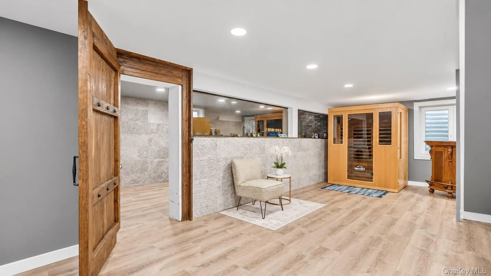 29 Blue Jay Way, East Hampton, NY, 4 Bedrooms Bedrooms, 12 Rooms Rooms,3 BathroomsBathrooms,Residential,For Rent,Blue Jay,0,1050879 29 Blue Jay Way, East Hampton, NY, 4 Bedrooms Bedrooms, 12 Rooms Rooms,3 BathroomsBathrooms,Residential,For Rent,Blue Jay,0,1050879