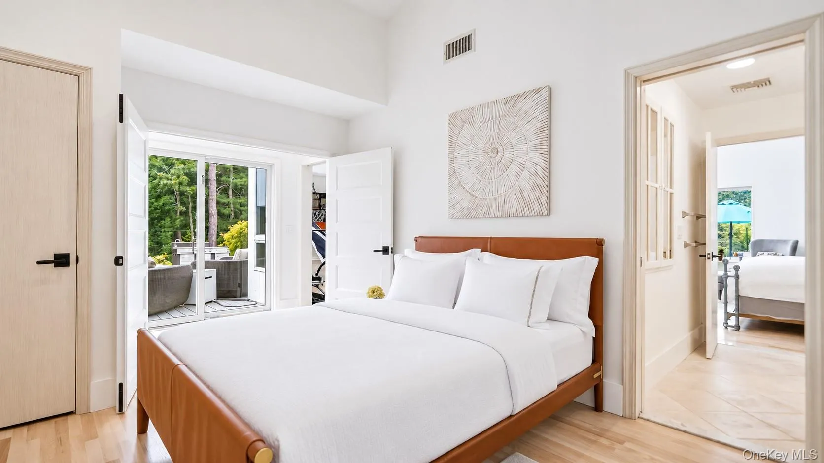 29 Blue Jay Way, East Hampton, NY, 4 Bedrooms Bedrooms, 12 Rooms Rooms,3 BathroomsBathrooms,Residential,For Rent,Blue Jay,0,1050879 29 Blue Jay Way, East Hampton, NY, 4 Bedrooms Bedrooms, 12 Rooms Rooms,3 BathroomsBathrooms,Residential,For Rent,Blue Jay,0,1050879