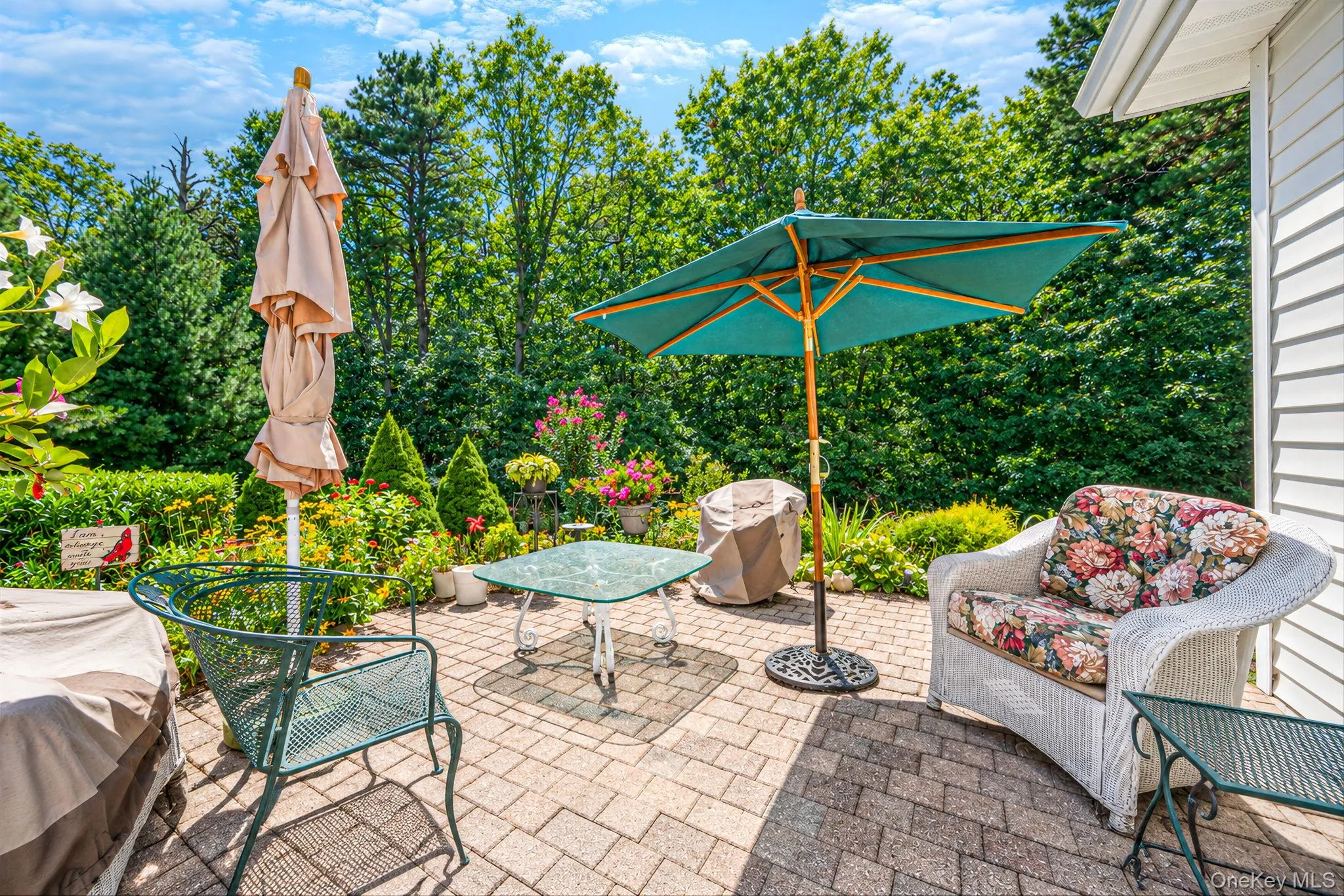 90 Golden Spruce Drive, Riverhead, NY, 3 Bedrooms Bedrooms, 7 Rooms Rooms,3 BathroomsBathrooms,Residential,For Rent,Golden Spruce,0,1050882 90 Golden Spruce Drive, Riverhead, NY, 3 Bedrooms Bedrooms, 7 Rooms Rooms,3 BathroomsBathrooms,Residential,For Rent,Golden Spruce,0,1050882