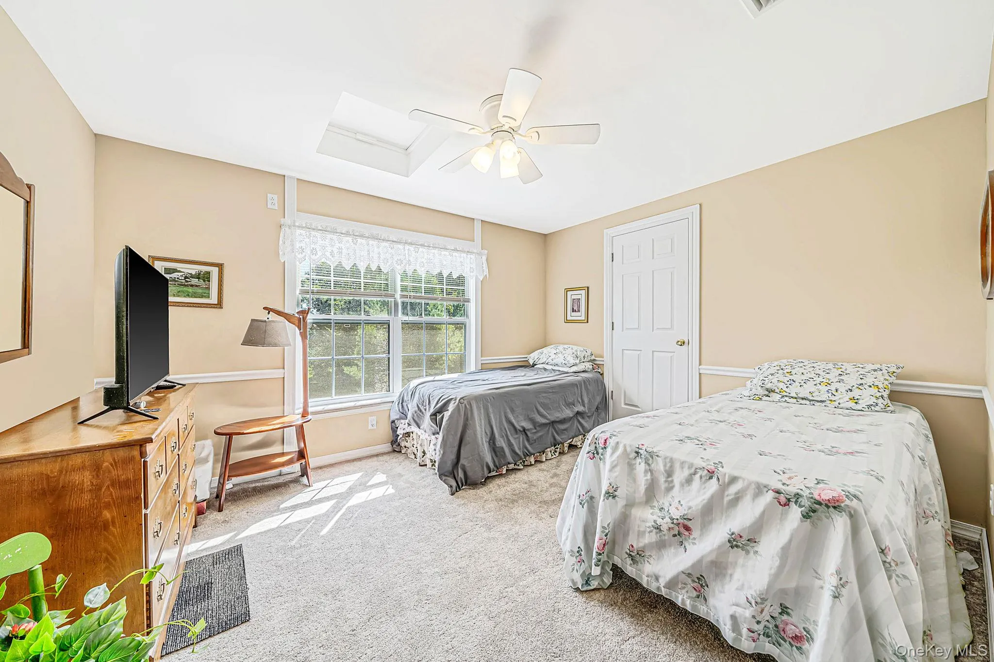 90 Golden Spruce Drive, Riverhead, NY, 3 Bedrooms Bedrooms, 7 Rooms Rooms,3 BathroomsBathrooms,Residential,For Rent,Golden Spruce,0,1050882 90 Golden Spruce Drive, Riverhead, NY, 3 Bedrooms Bedrooms, 7 Rooms Rooms,3 BathroomsBathrooms,Residential,For Rent,Golden Spruce,0,1050882