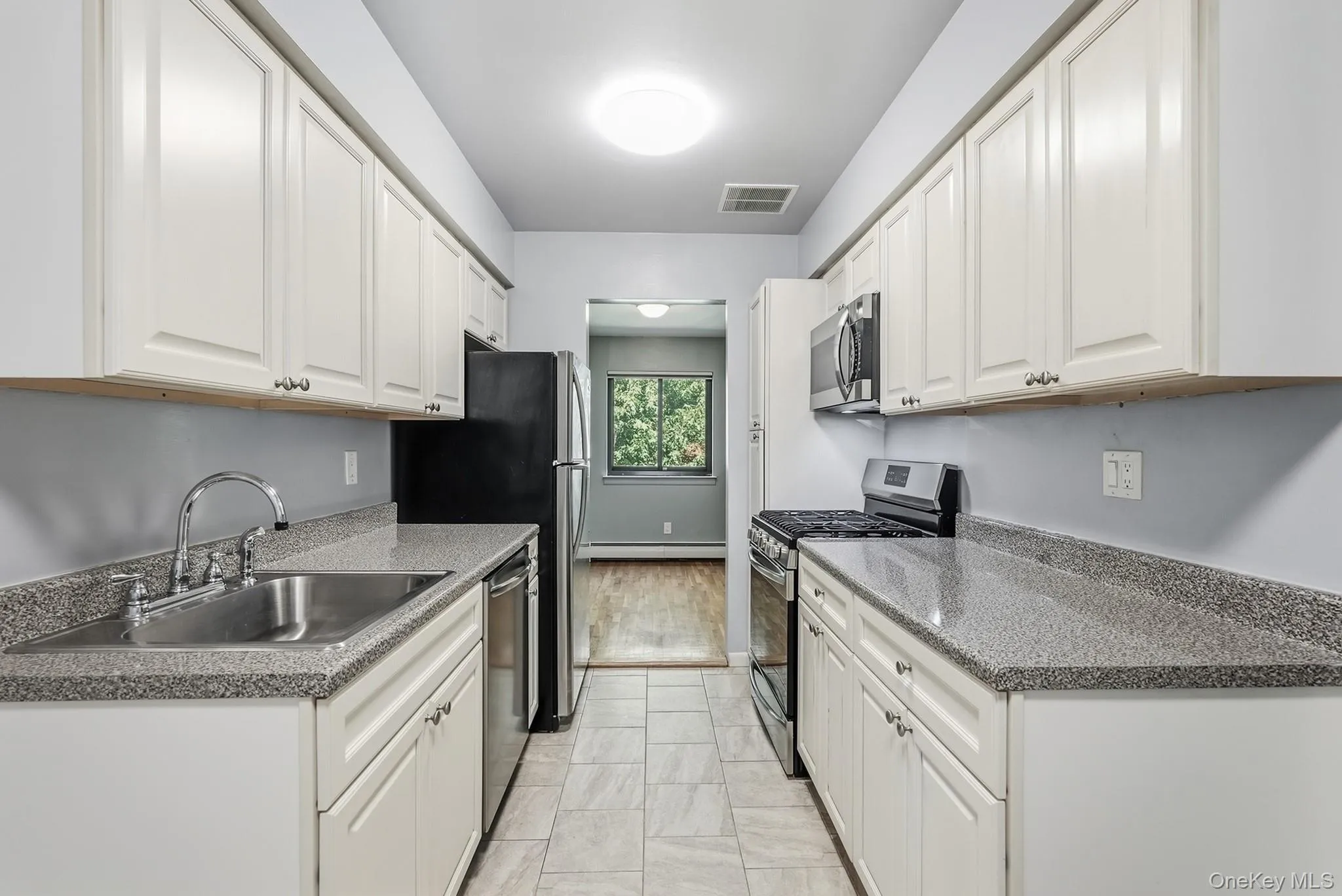 13 Brevoort Drive, Ramapo, NY, 1 Bedroom Bedrooms, 3 Rooms Rooms,1 BathroomBathrooms,Residential,For Rent,Brevoort,0,1050884 13 Brevoort Drive, Ramapo, NY, 1 Bedroom Bedrooms, 3 Rooms Rooms,1 BathroomBathrooms,Residential,For Rent,Brevoort,0,1050884