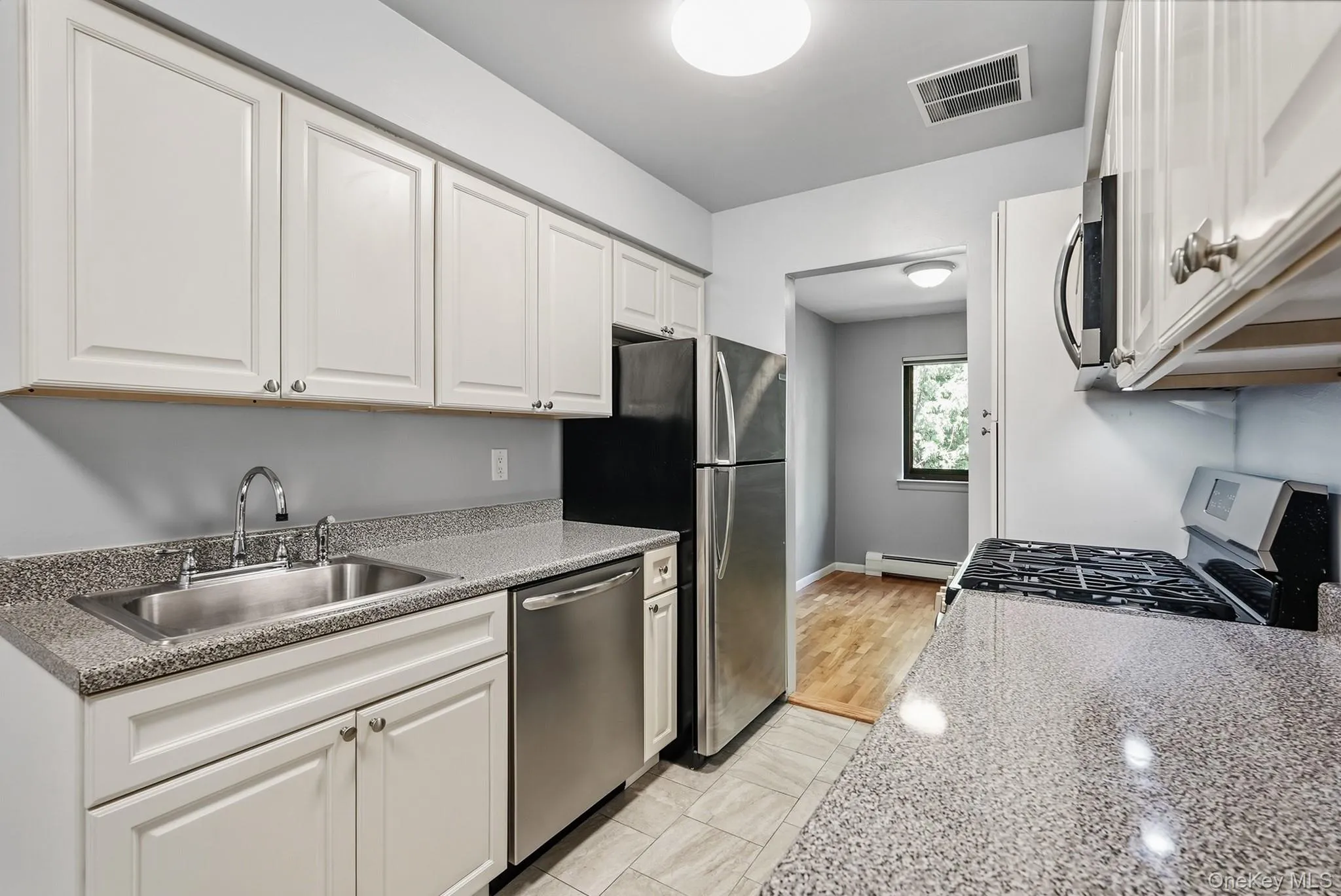 13 Brevoort Drive, Ramapo, NY, 1 Bedroom Bedrooms, 3 Rooms Rooms,1 BathroomBathrooms,Residential,For Rent,Brevoort,0,1050884 13 Brevoort Drive, Ramapo, NY, 1 Bedroom Bedrooms, 3 Rooms Rooms,1 BathroomBathrooms,Residential,For Rent,Brevoort,0,1050884